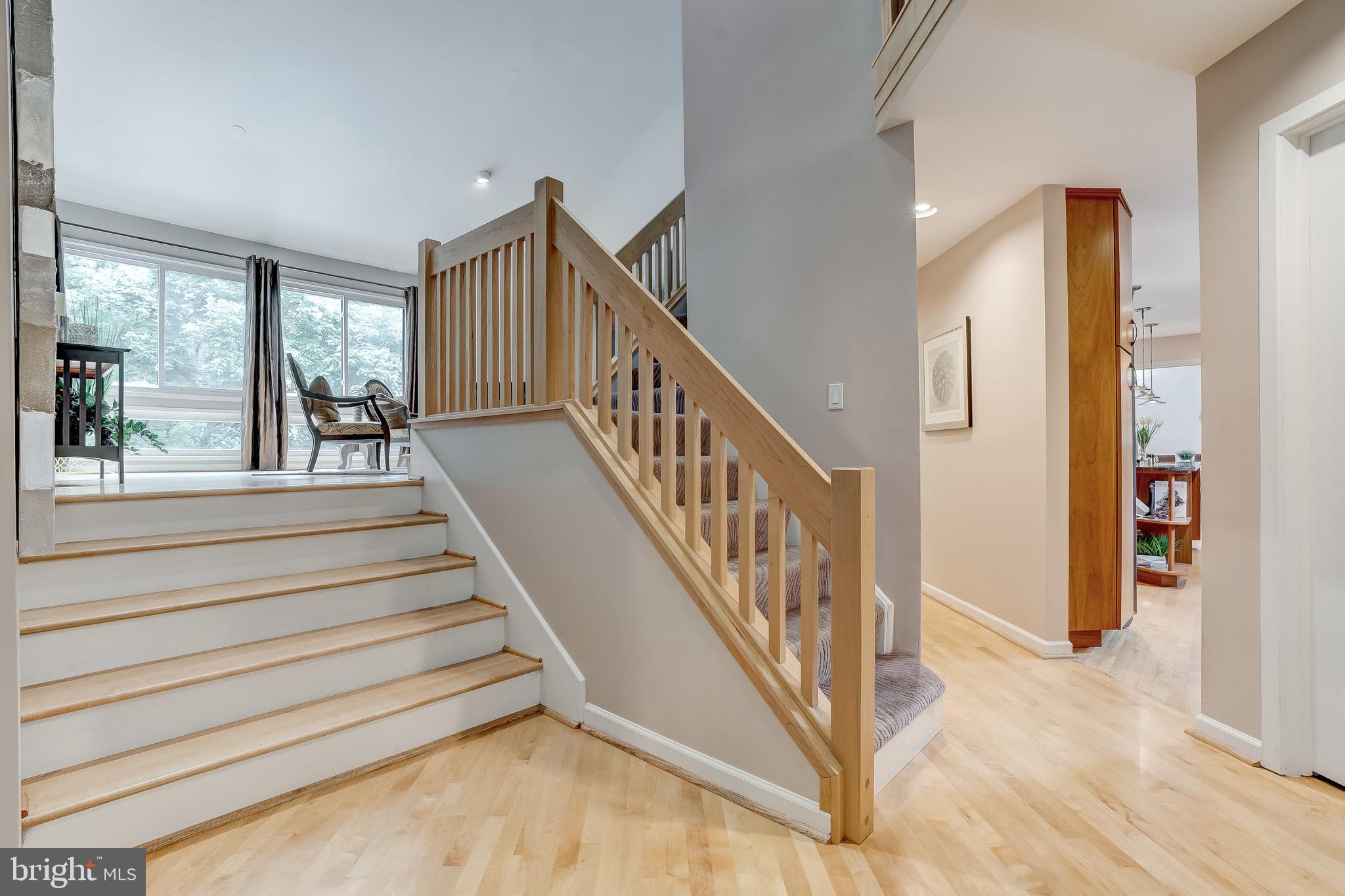 HOBBITS GLEN - Residential