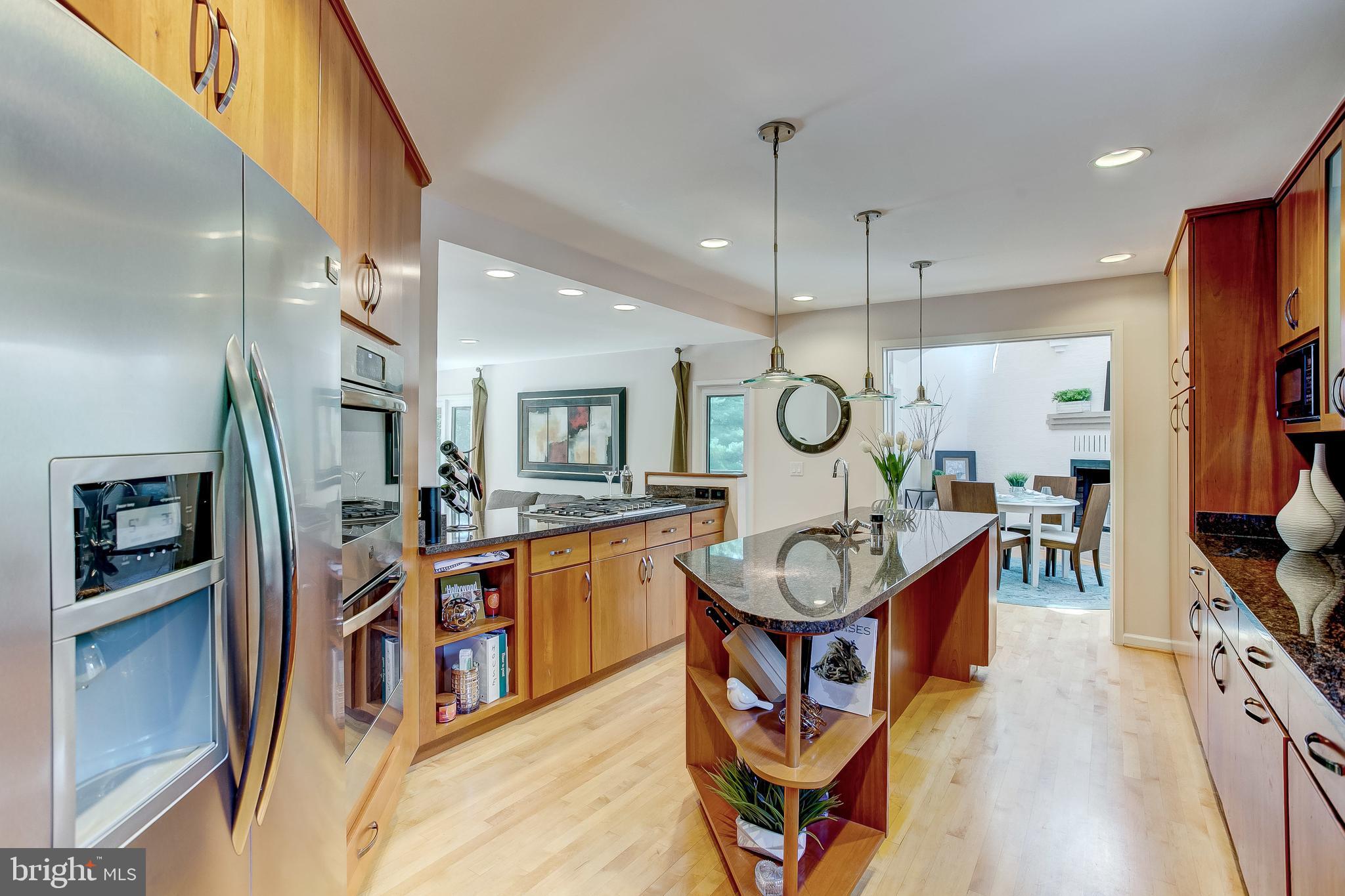 HOBBITS GLEN - Residential