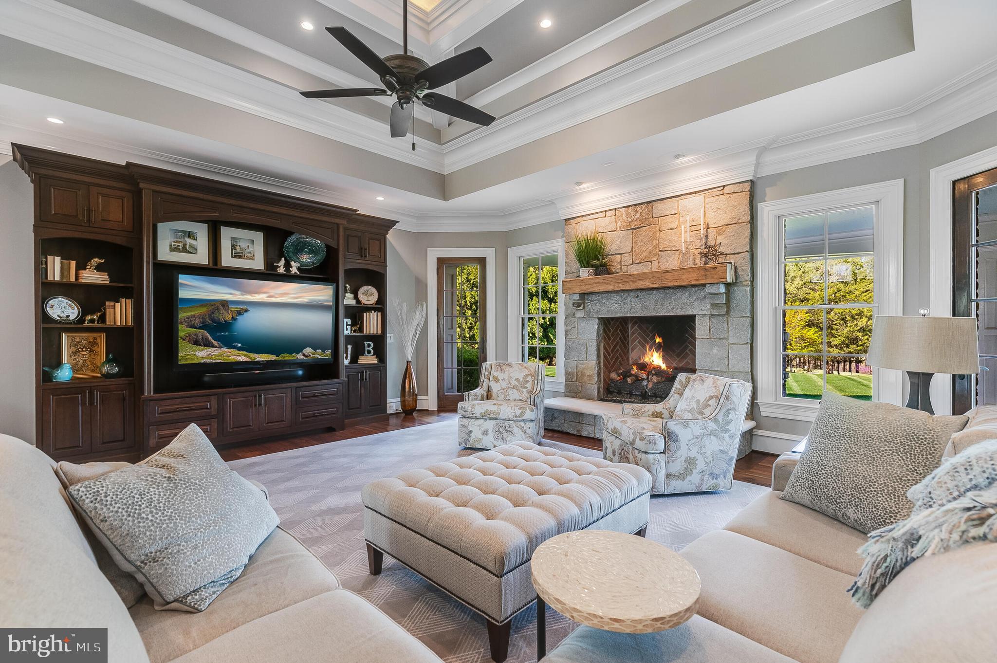 ESTATES @ CREIGHTON FARM - Residential