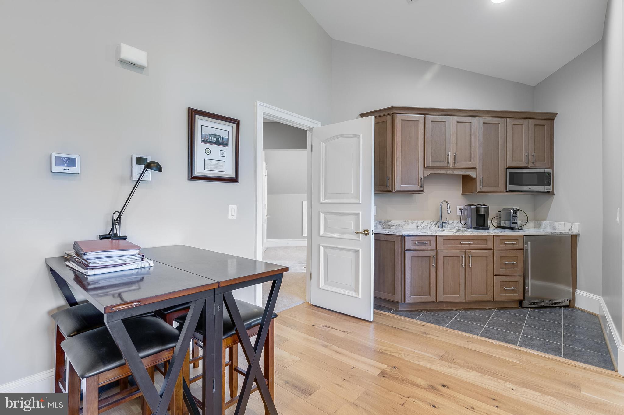 ESTATES @ CREIGHTON FARM - Residential