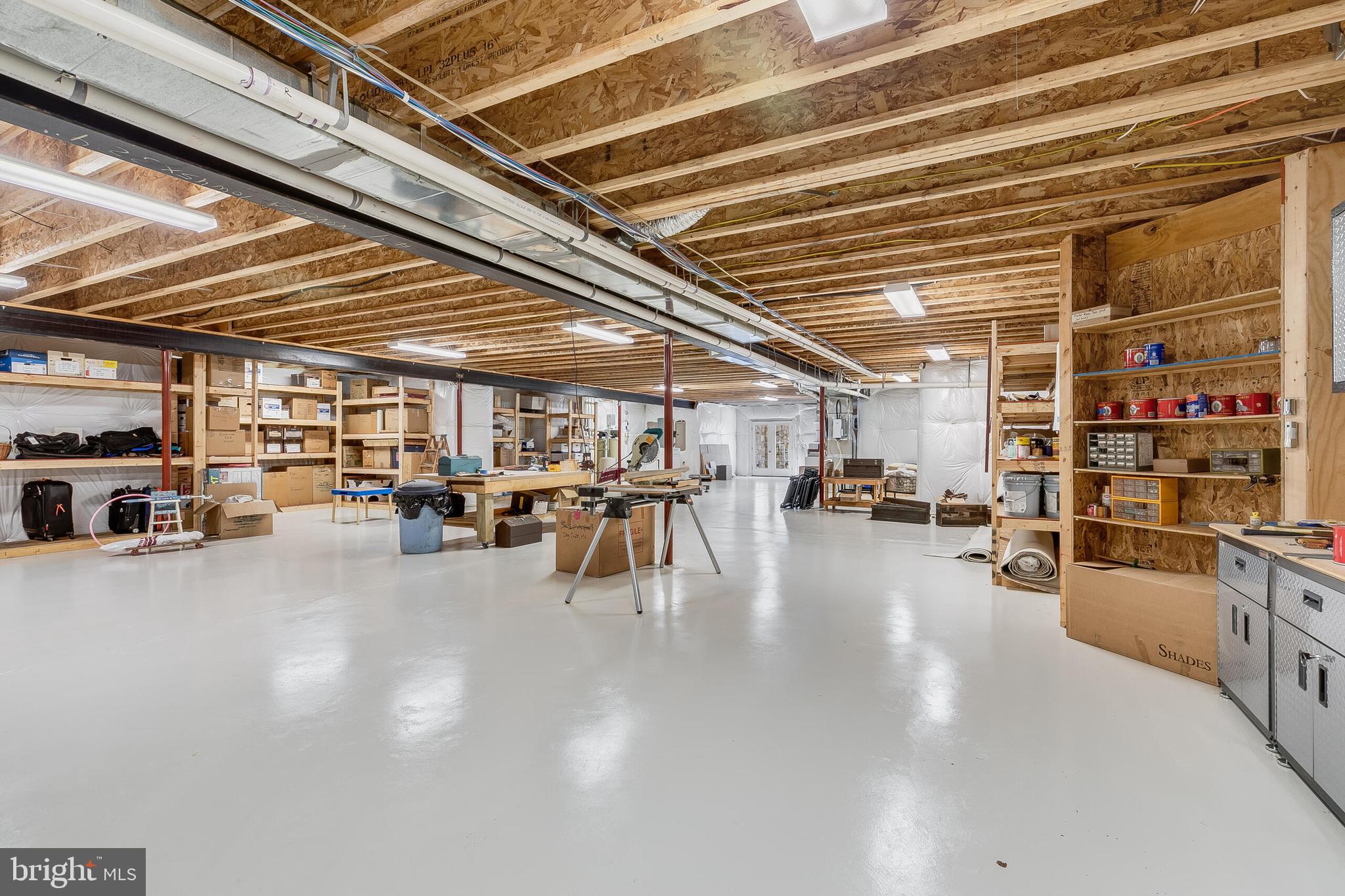 ESTATES @ CREIGHTON FARM - Residential