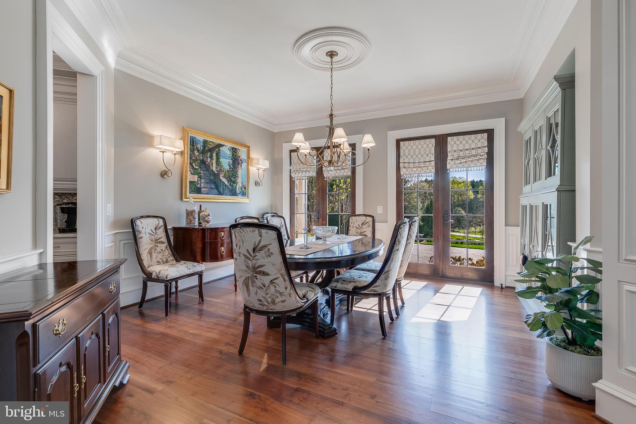 ESTATES @ CREIGHTON FARM - Residential