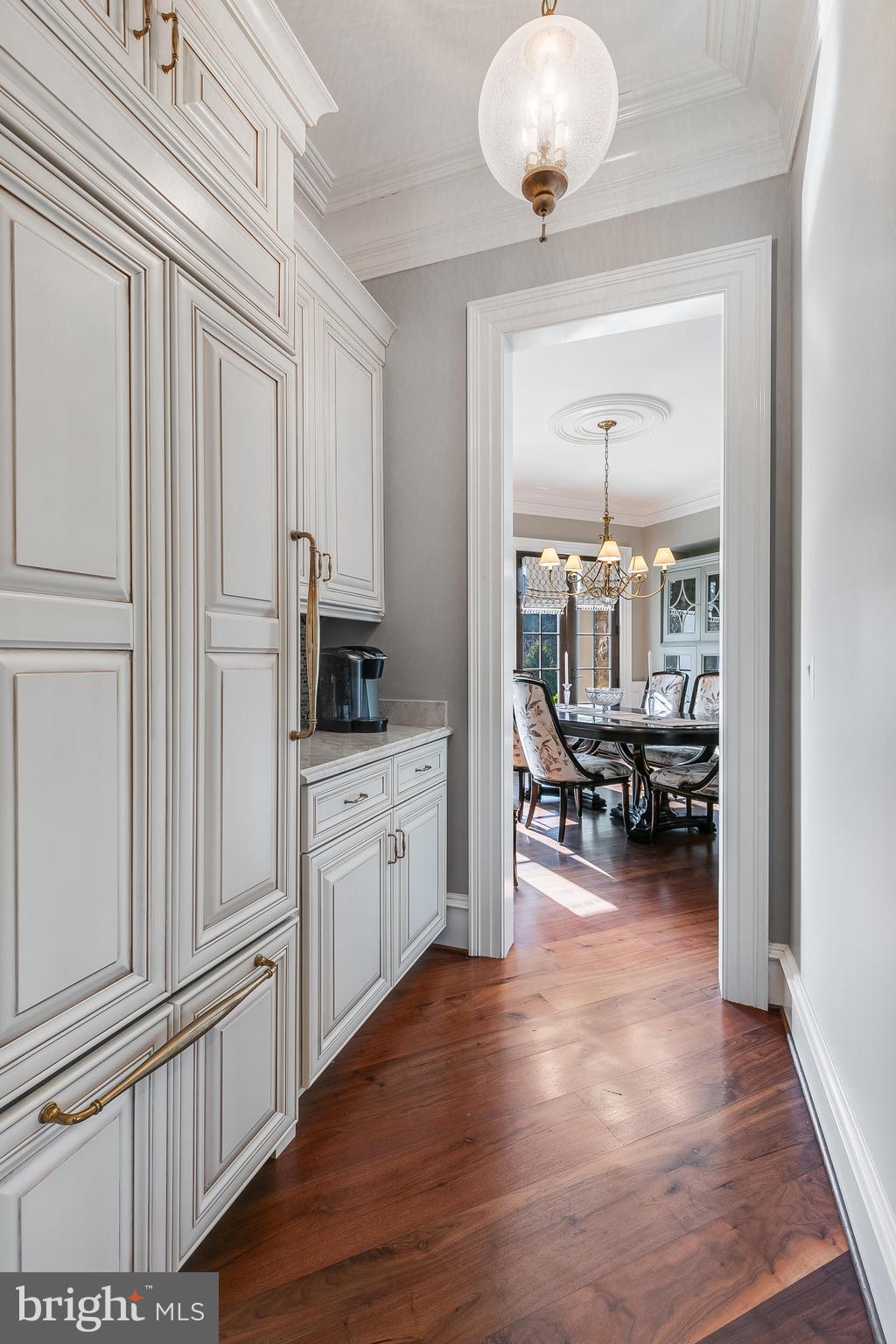 ESTATES @ CREIGHTON FARM - Residential