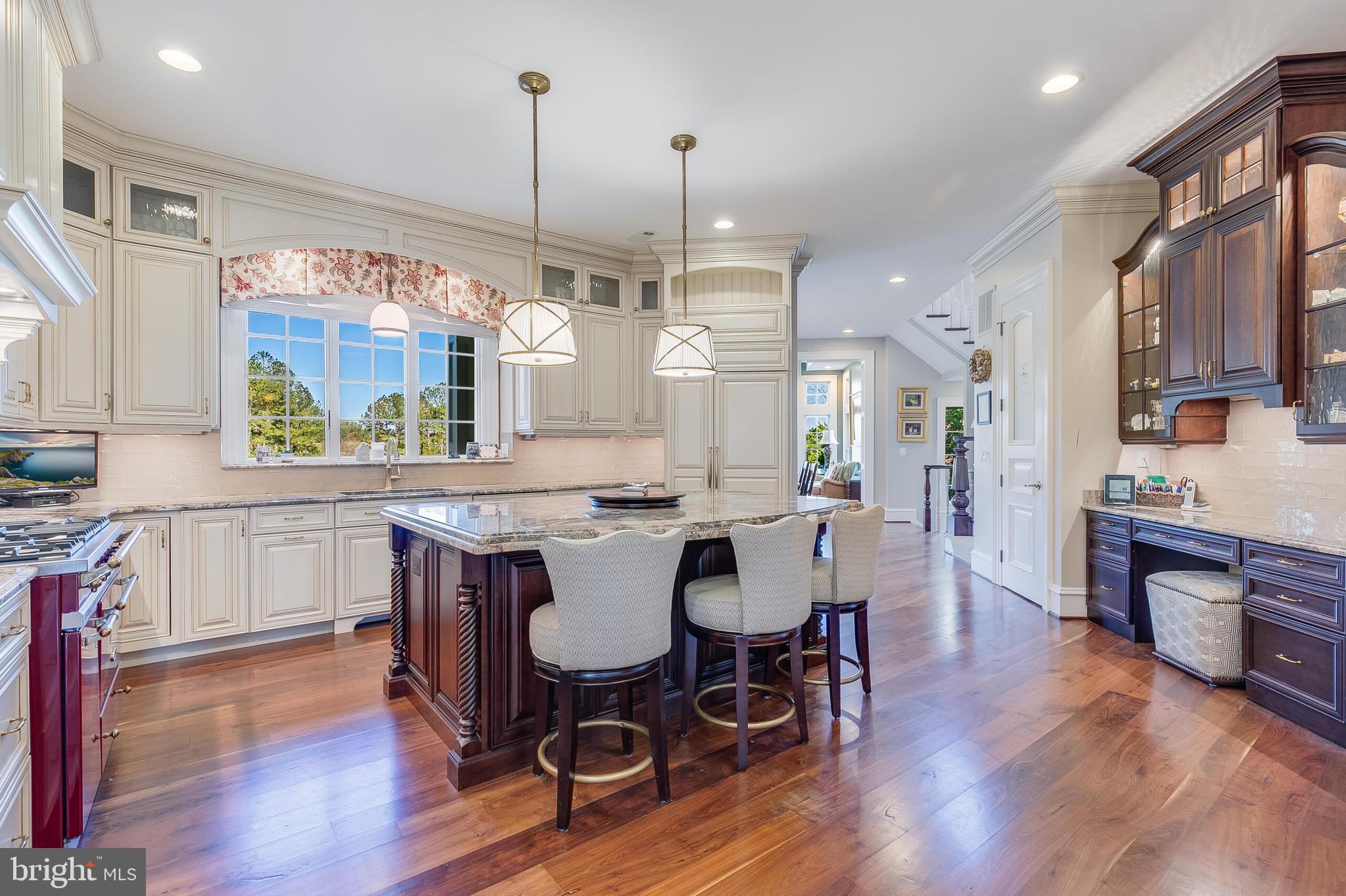 ESTATES @ CREIGHTON FARM - Residential