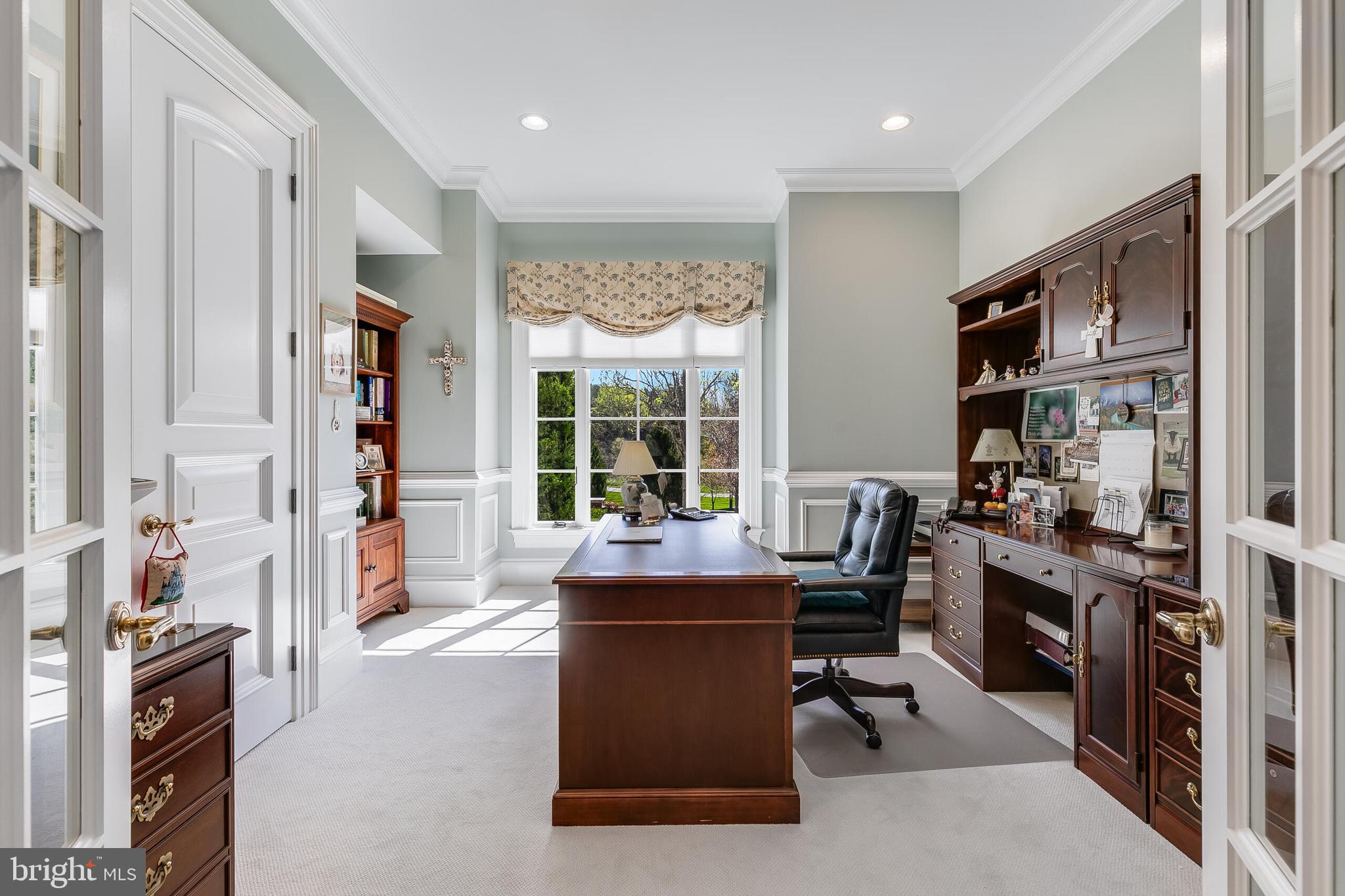 ESTATES @ CREIGHTON FARM - Residential