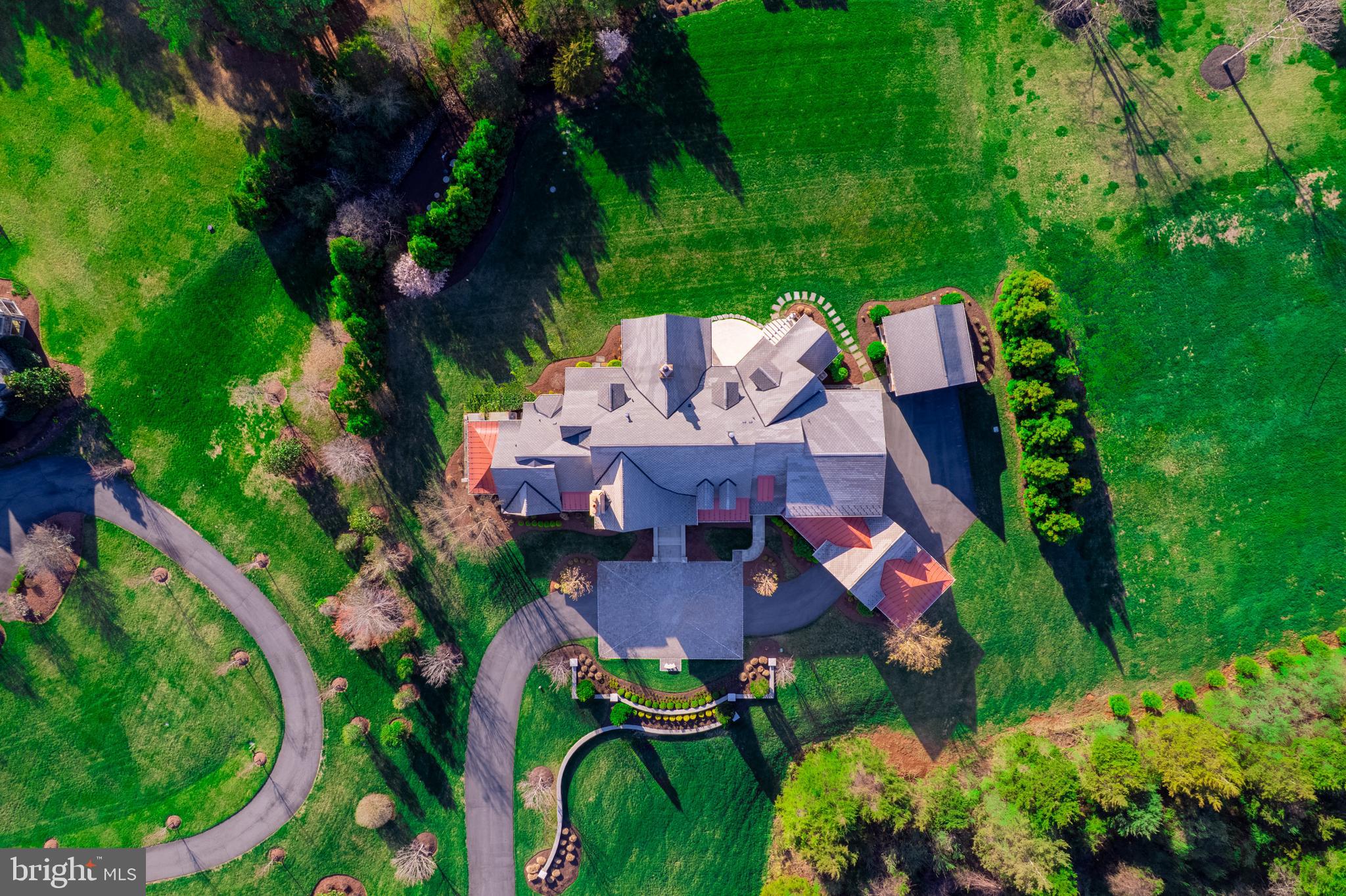 ESTATES @ CREIGHTON FARM - Residential