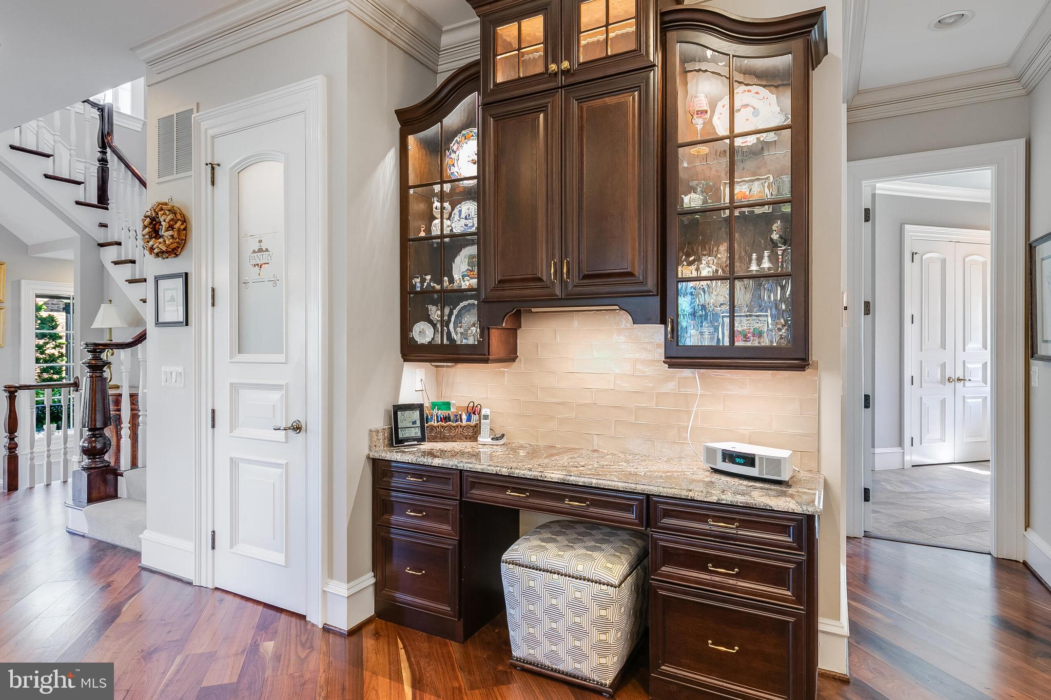 ESTATES @ CREIGHTON FARM - Residential