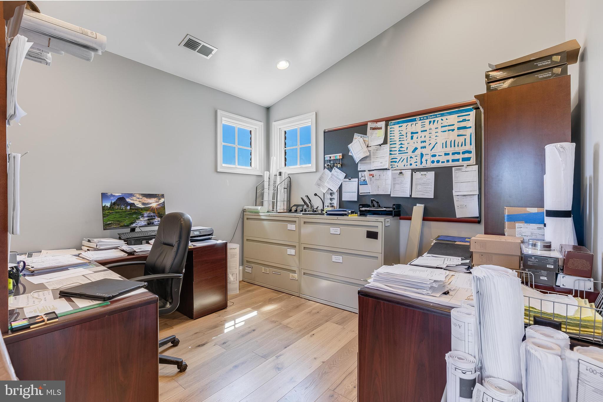 ESTATES @ CREIGHTON FARM - Residential