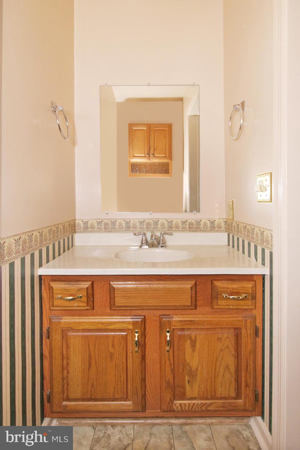 HICKORY HILLS - Residential