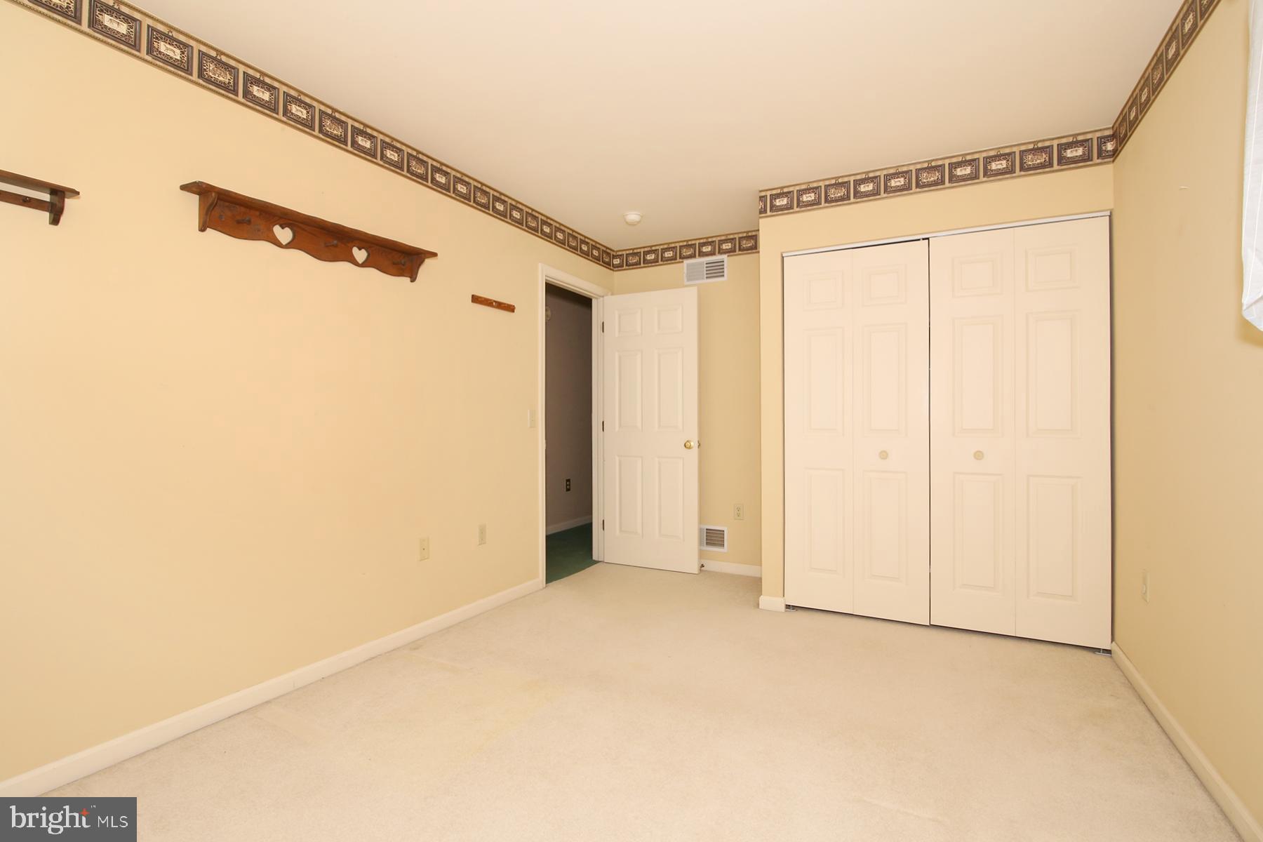 HICKORY HILLS - Residential