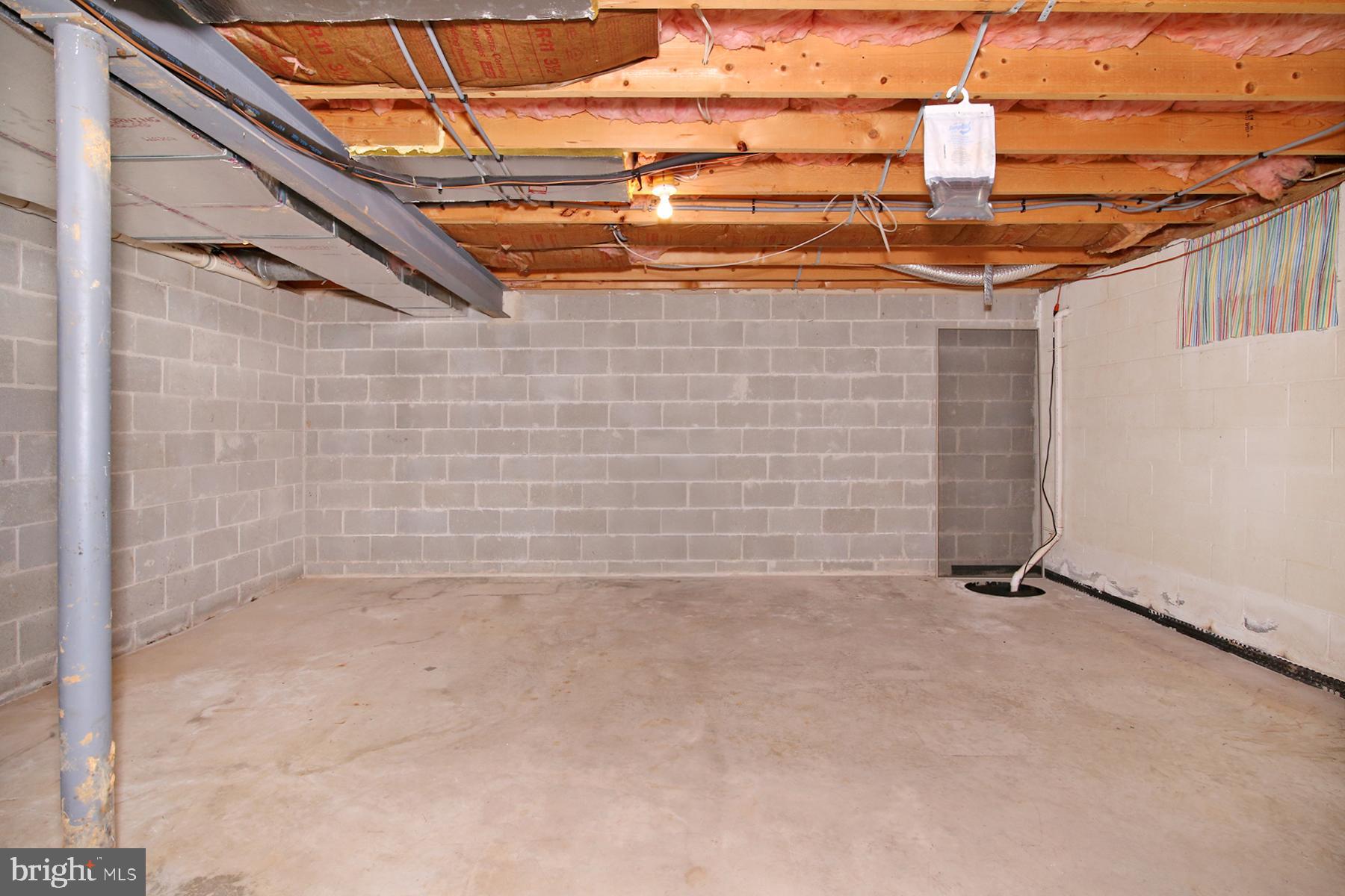 HICKORY HILLS - Residential