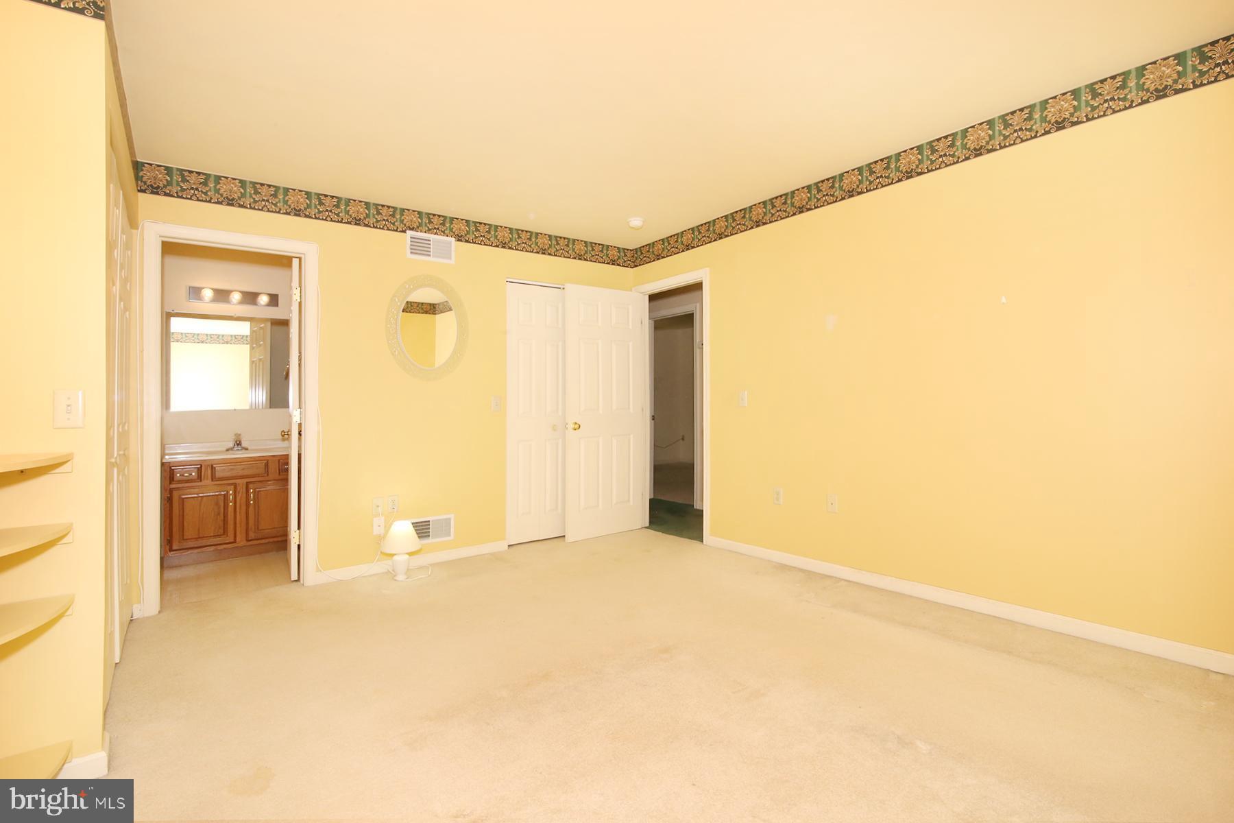 HICKORY HILLS - Residential