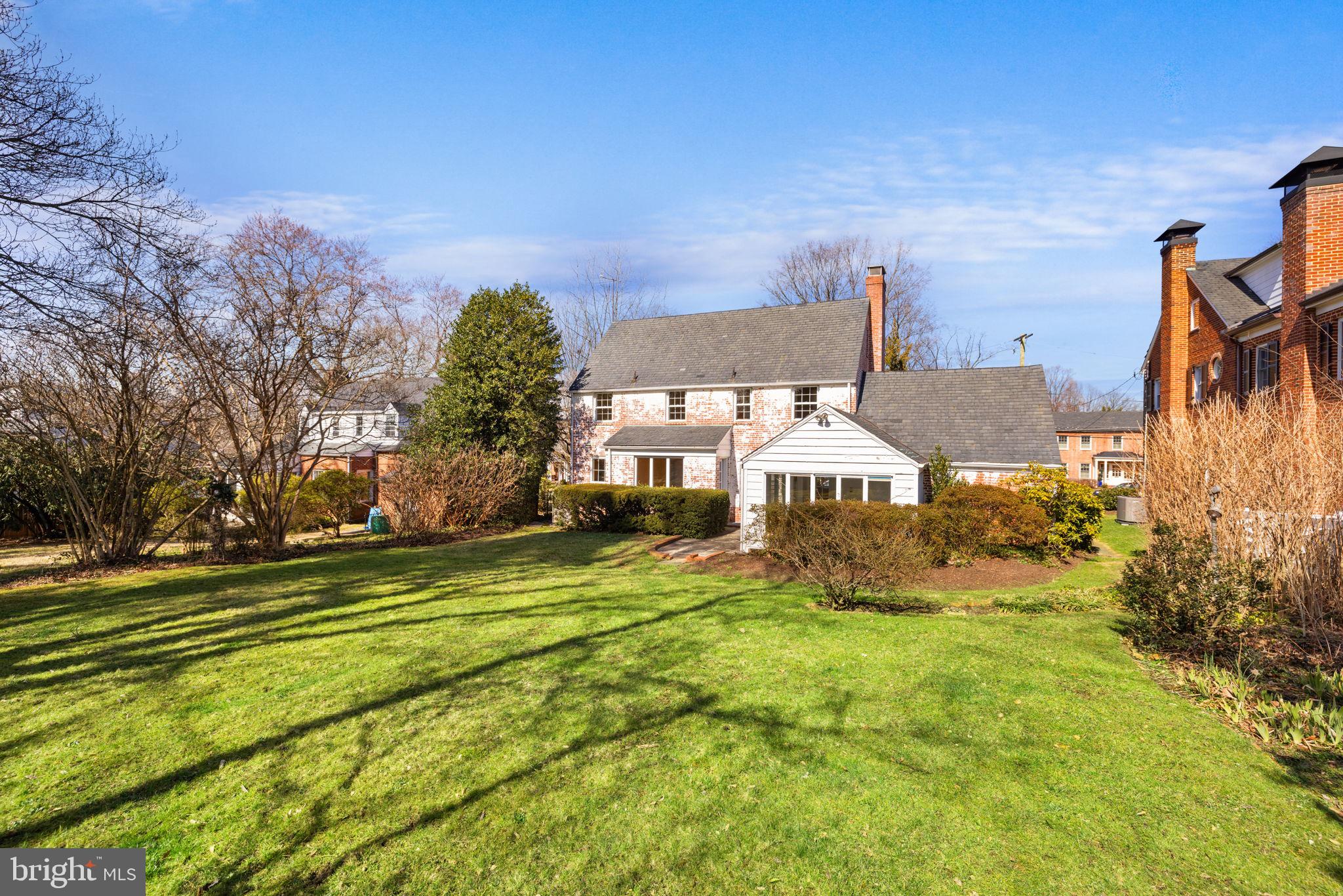 CHEVY CHASE - Residential