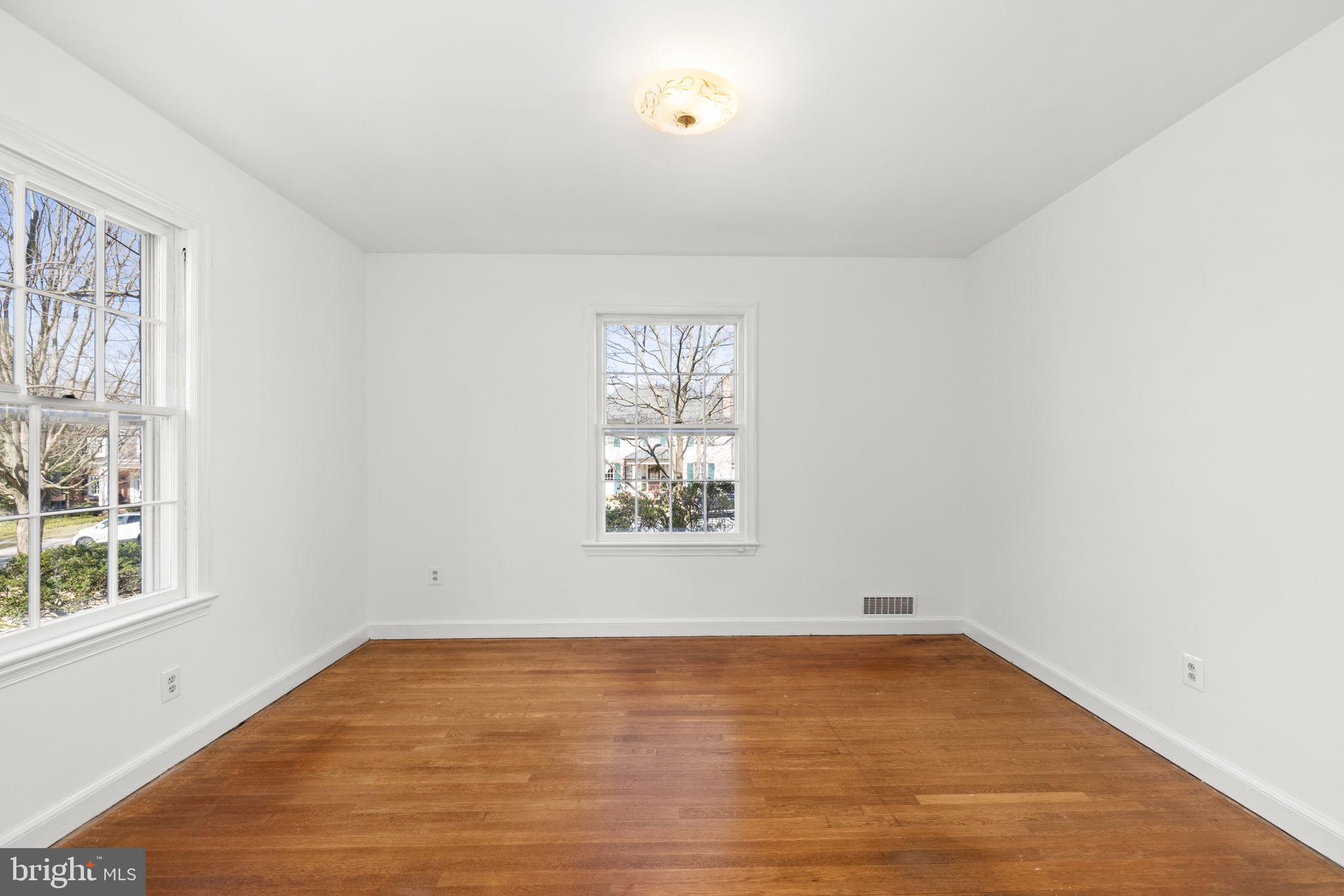 CHEVY CHASE - Residential