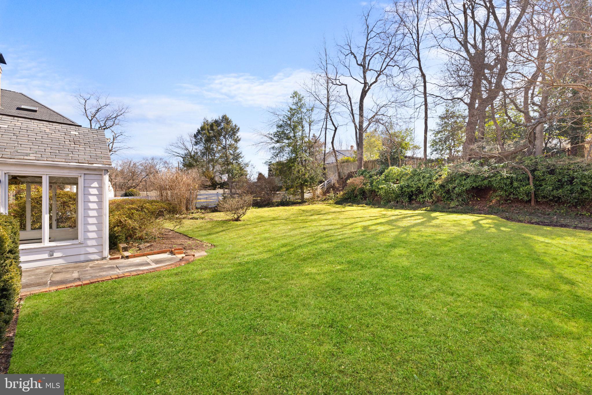 CHEVY CHASE - Residential