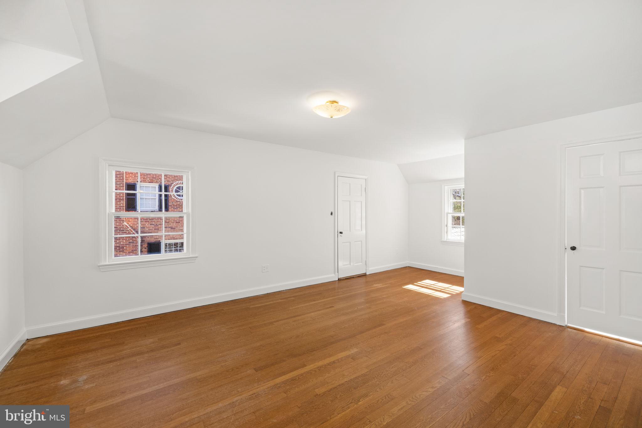 CHEVY CHASE - Residential