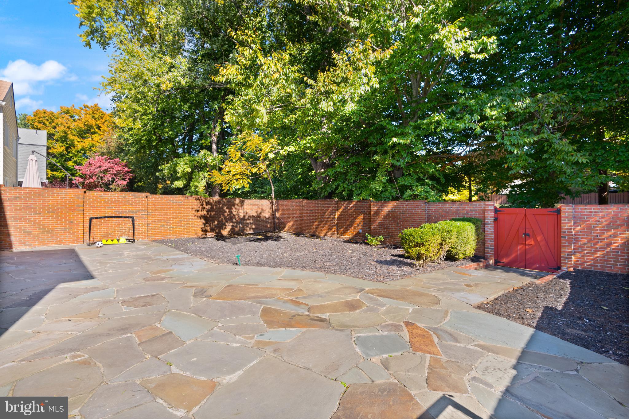 EAST GATE OF POTOMAC - Residential