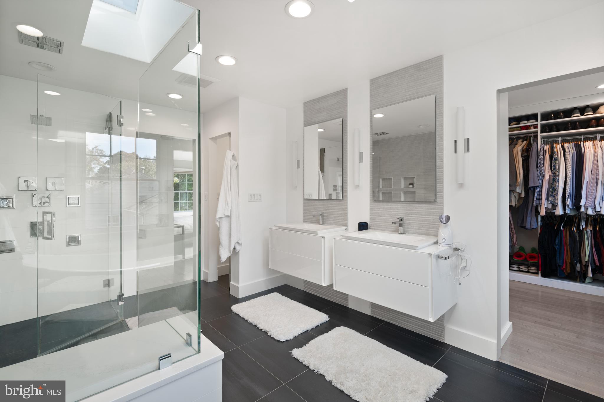 EAST GATE OF POTOMAC - Residential