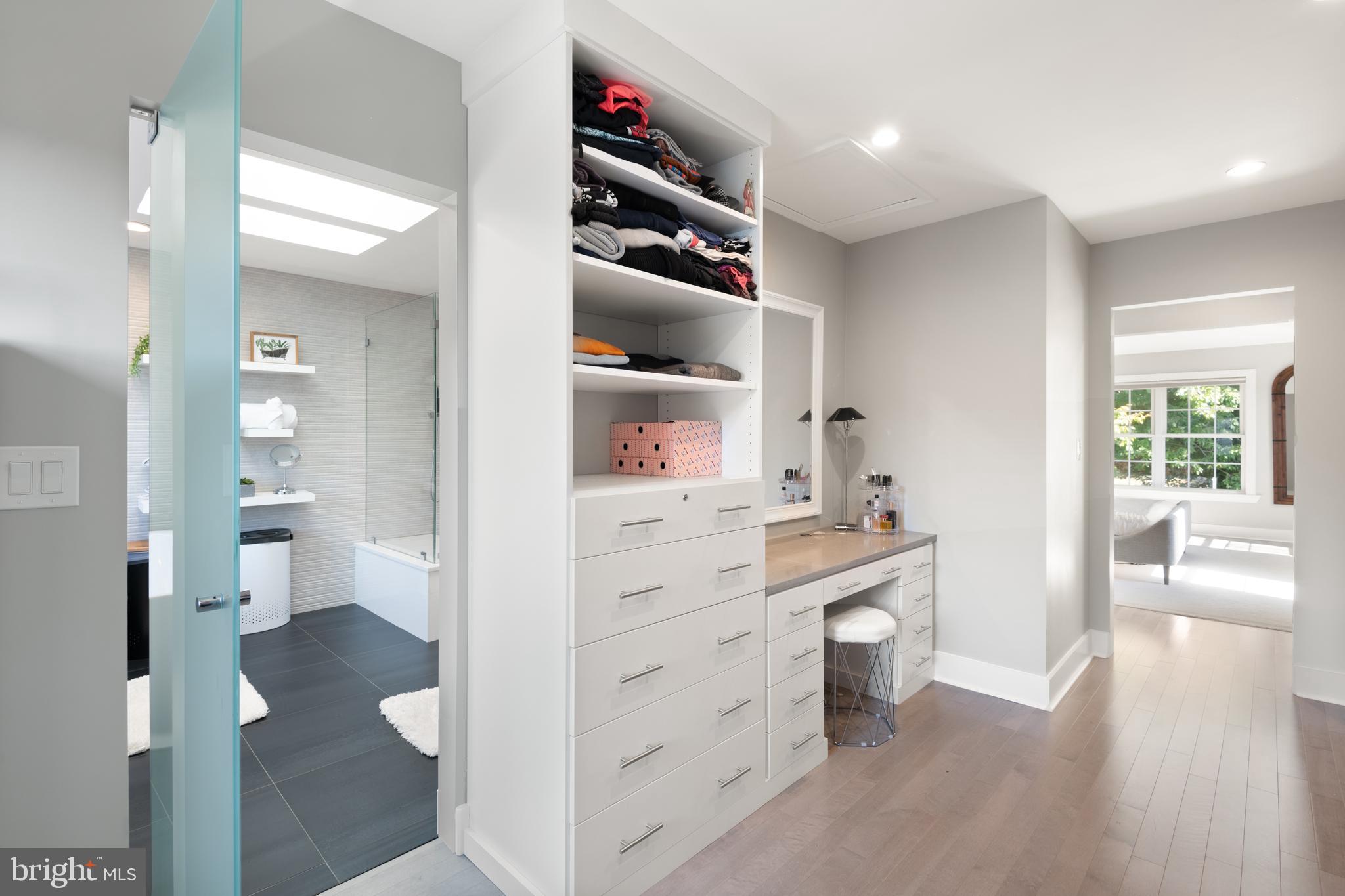 EAST GATE OF POTOMAC - Residential