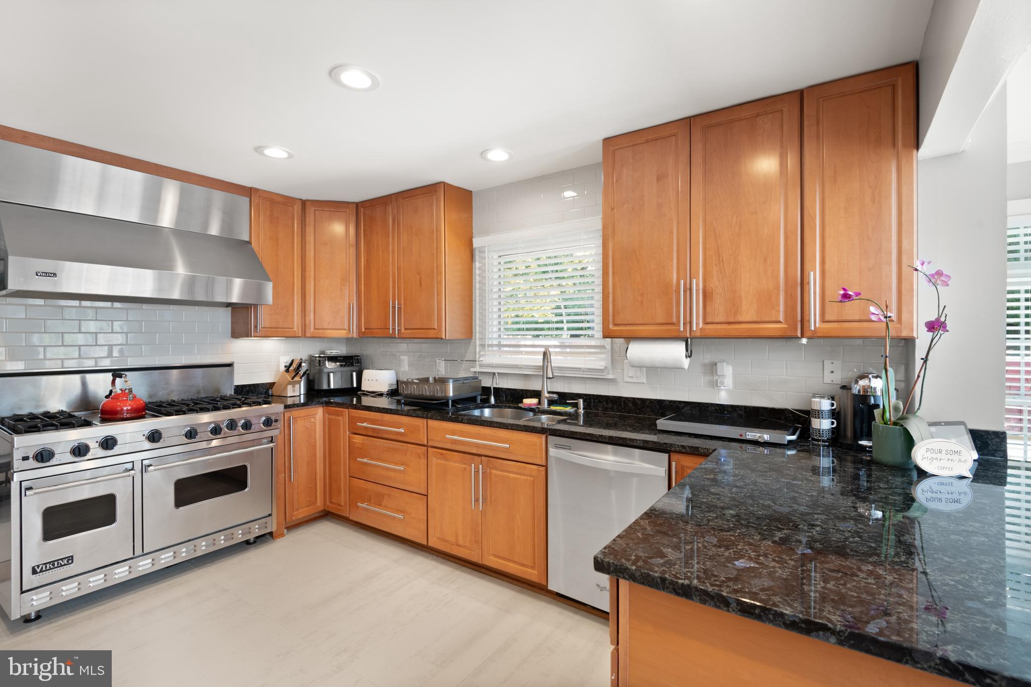 EAST GATE OF POTOMAC - Residential