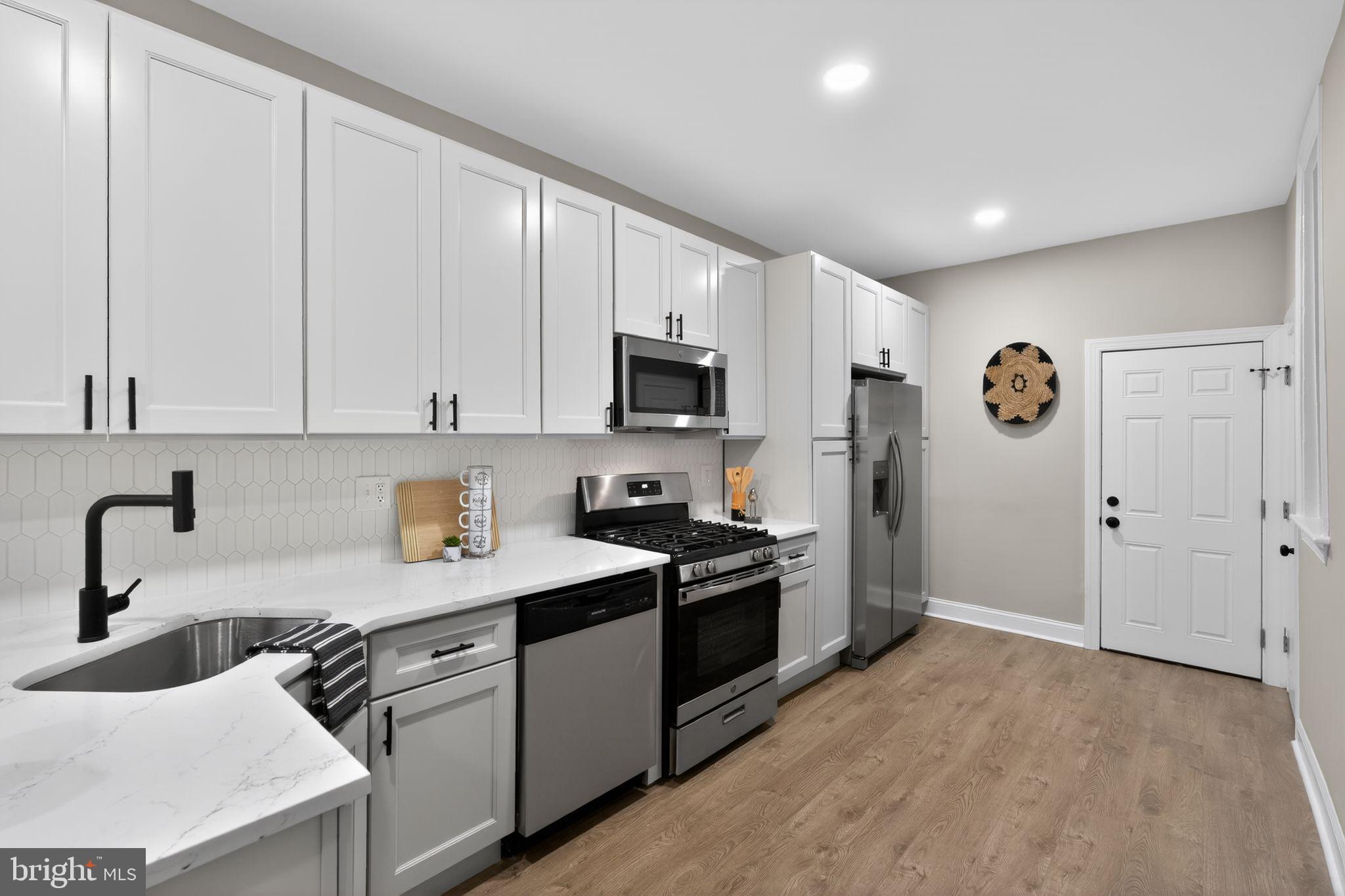 COBBS CREEK - Residential