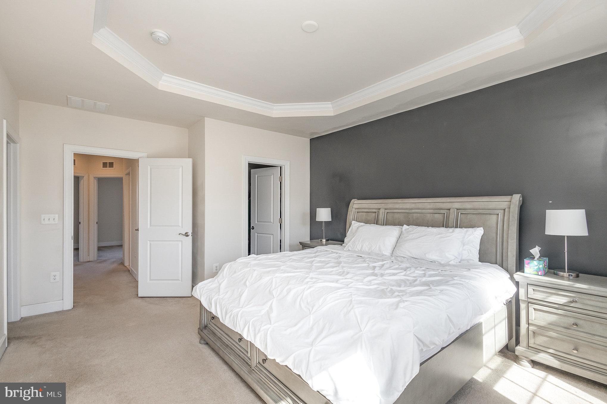 BRADLEY SQUARE - Residential