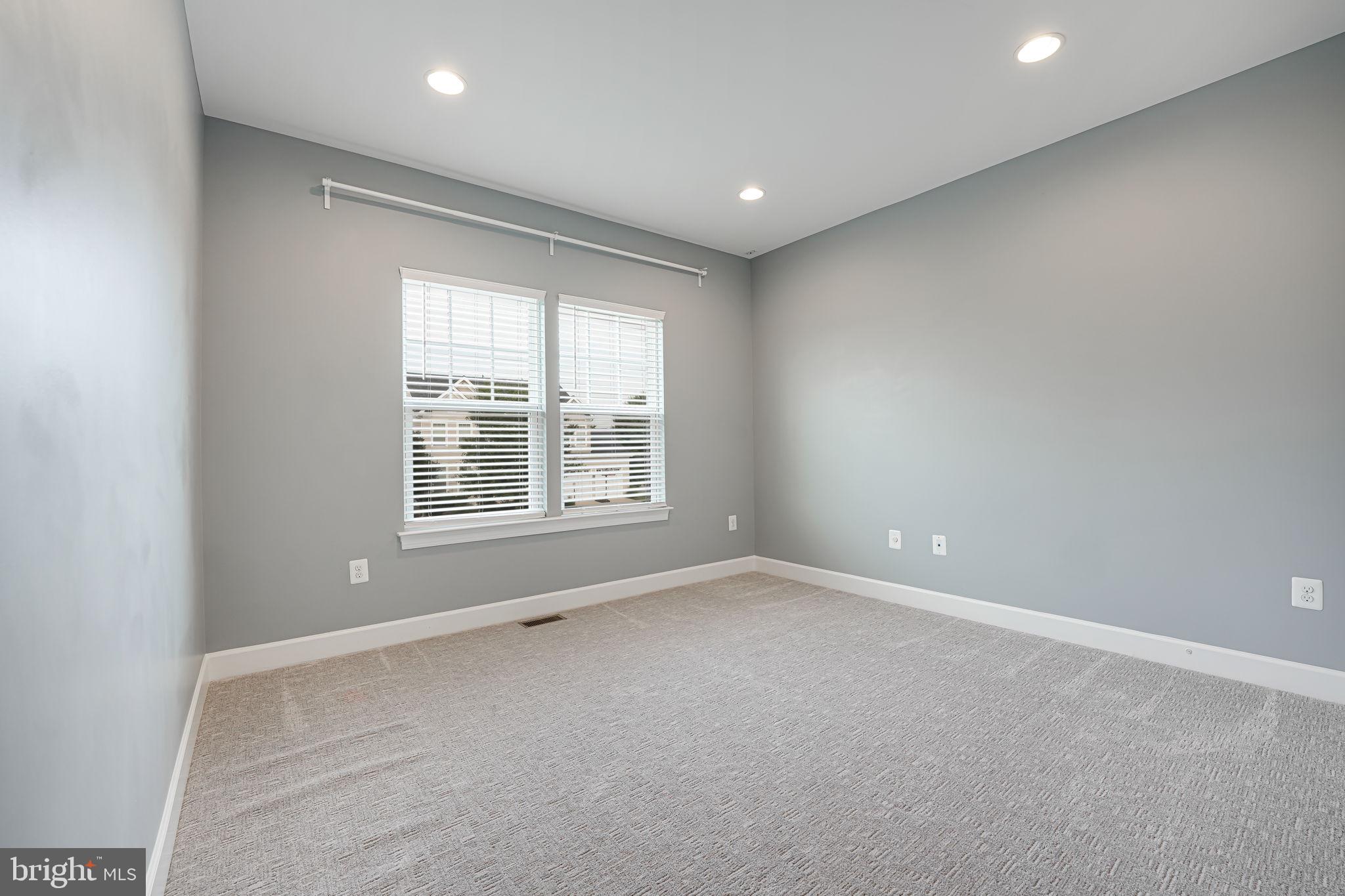 HOPE HILL CROSSING - Residential