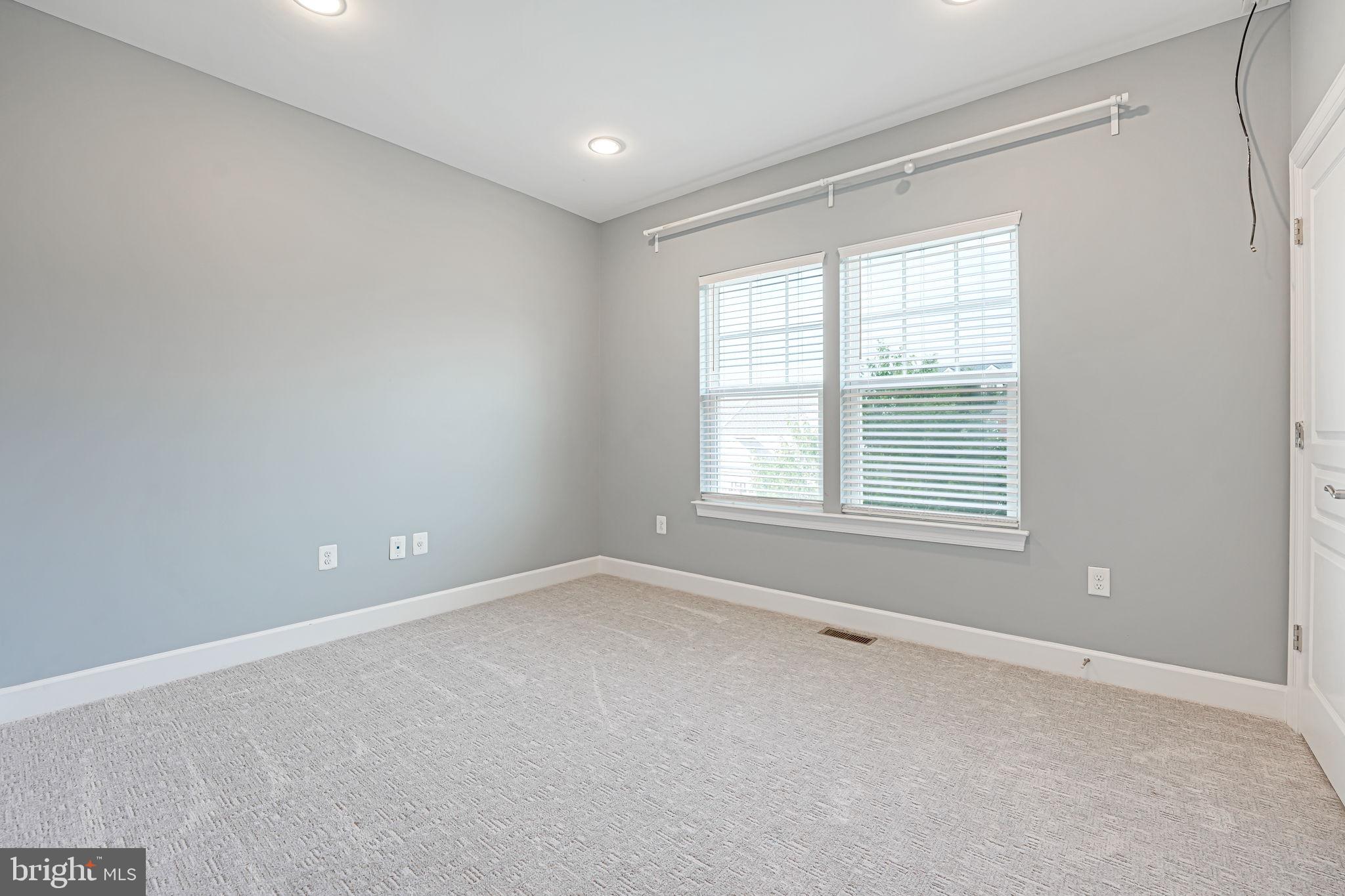 HOPE HILL CROSSING - Residential