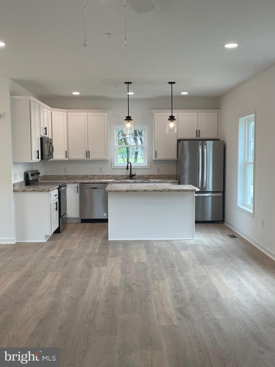 CAROLINE FARMS - Residential