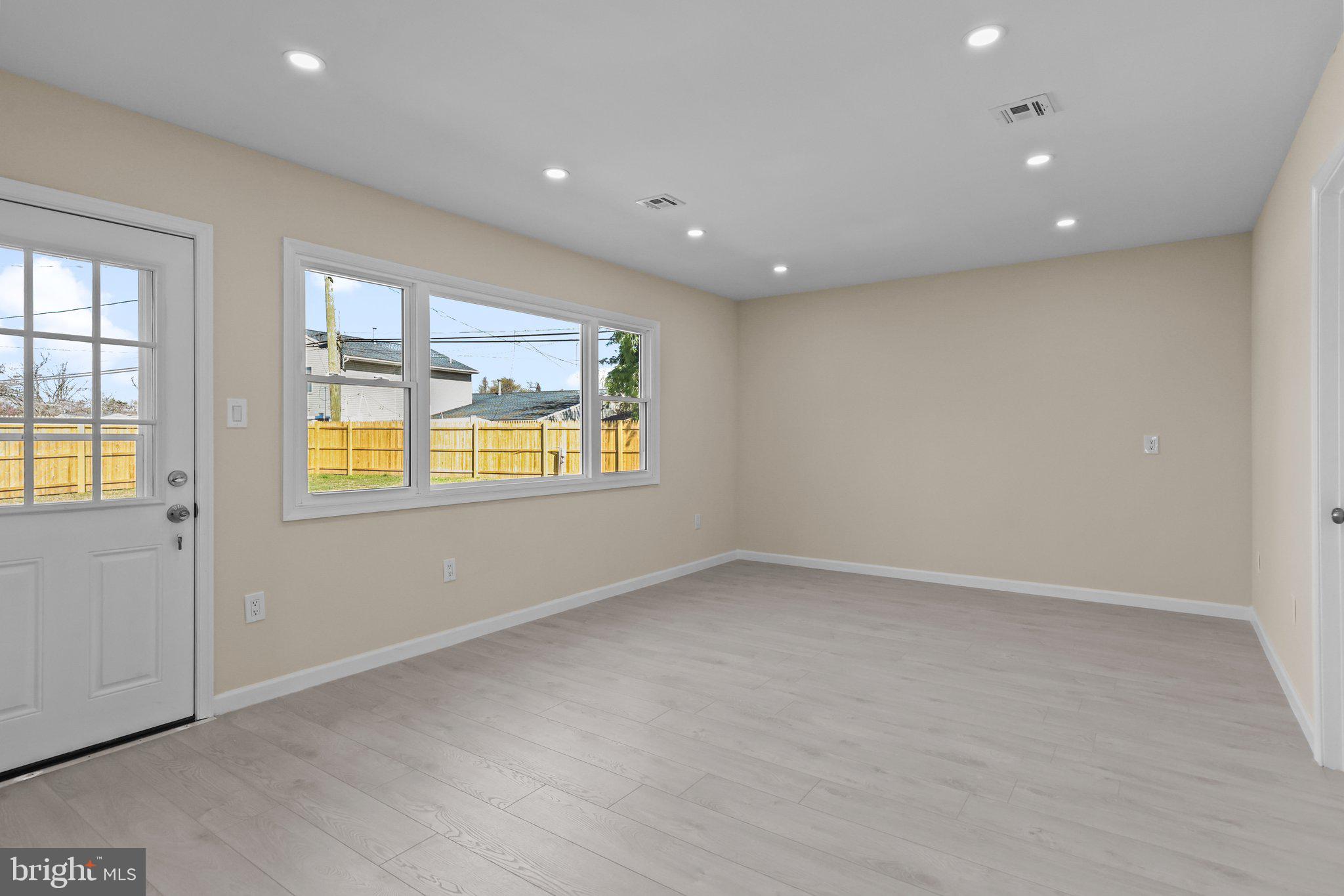 FAIRLESS HILLS - Residential