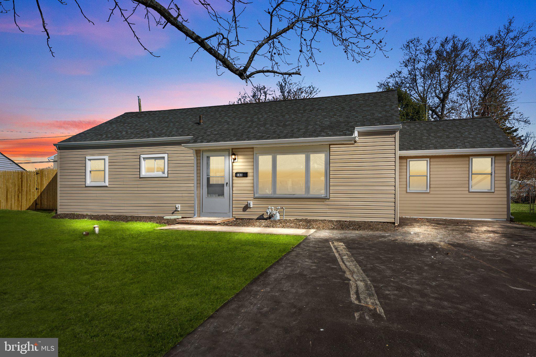 FAIRLESS HILLS - Residential