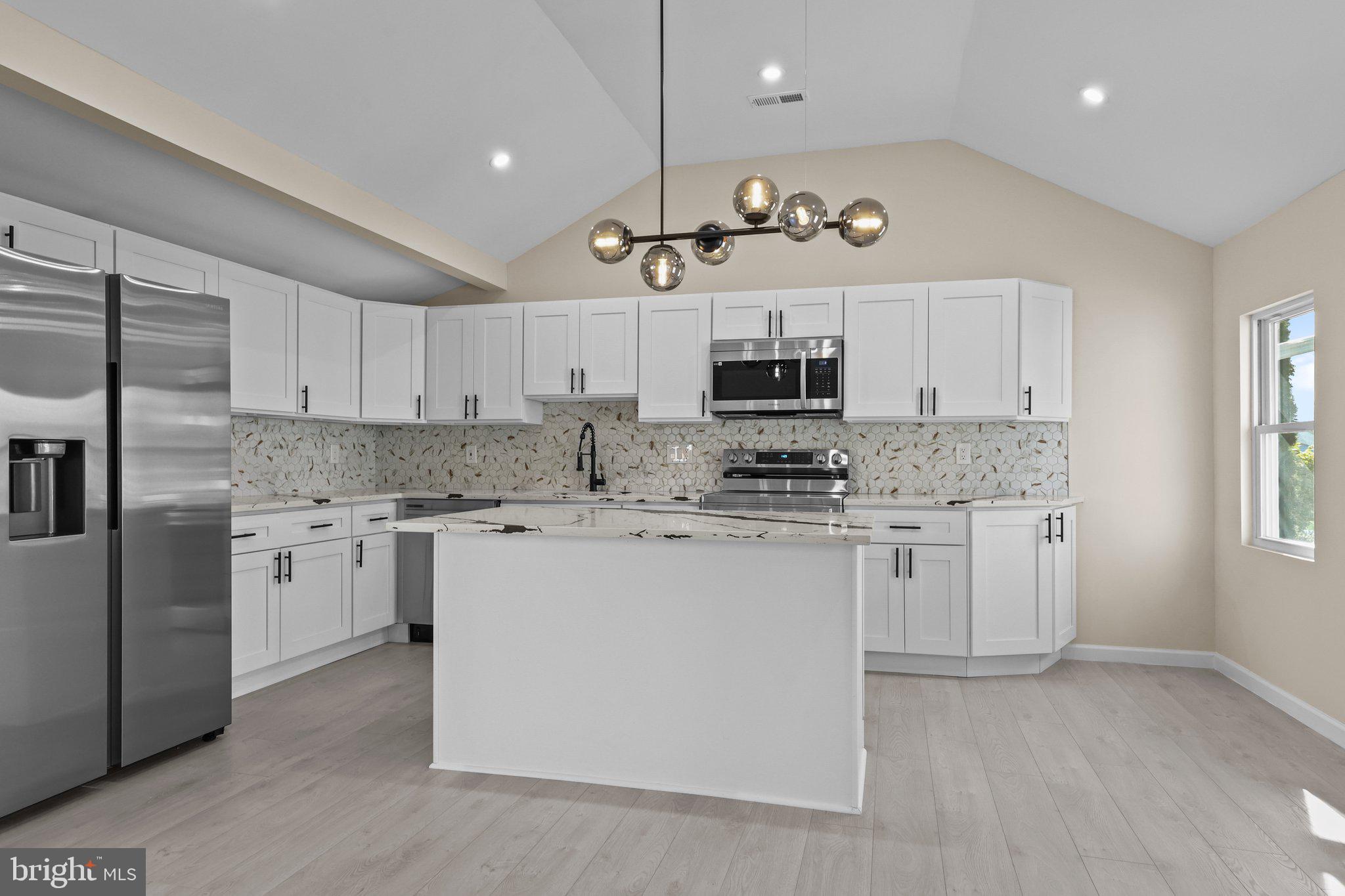 FAIRLESS HILLS - Residential