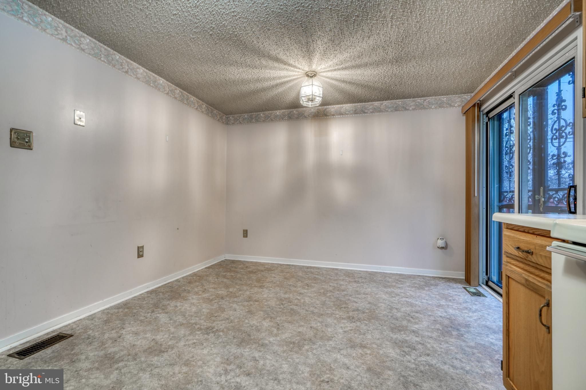 WEST ARLINGTON - Residential