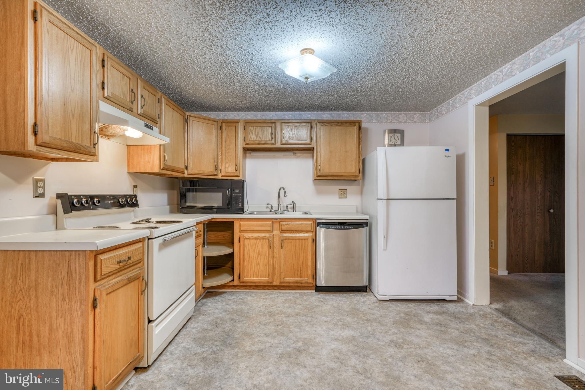 WEST ARLINGTON - Residential