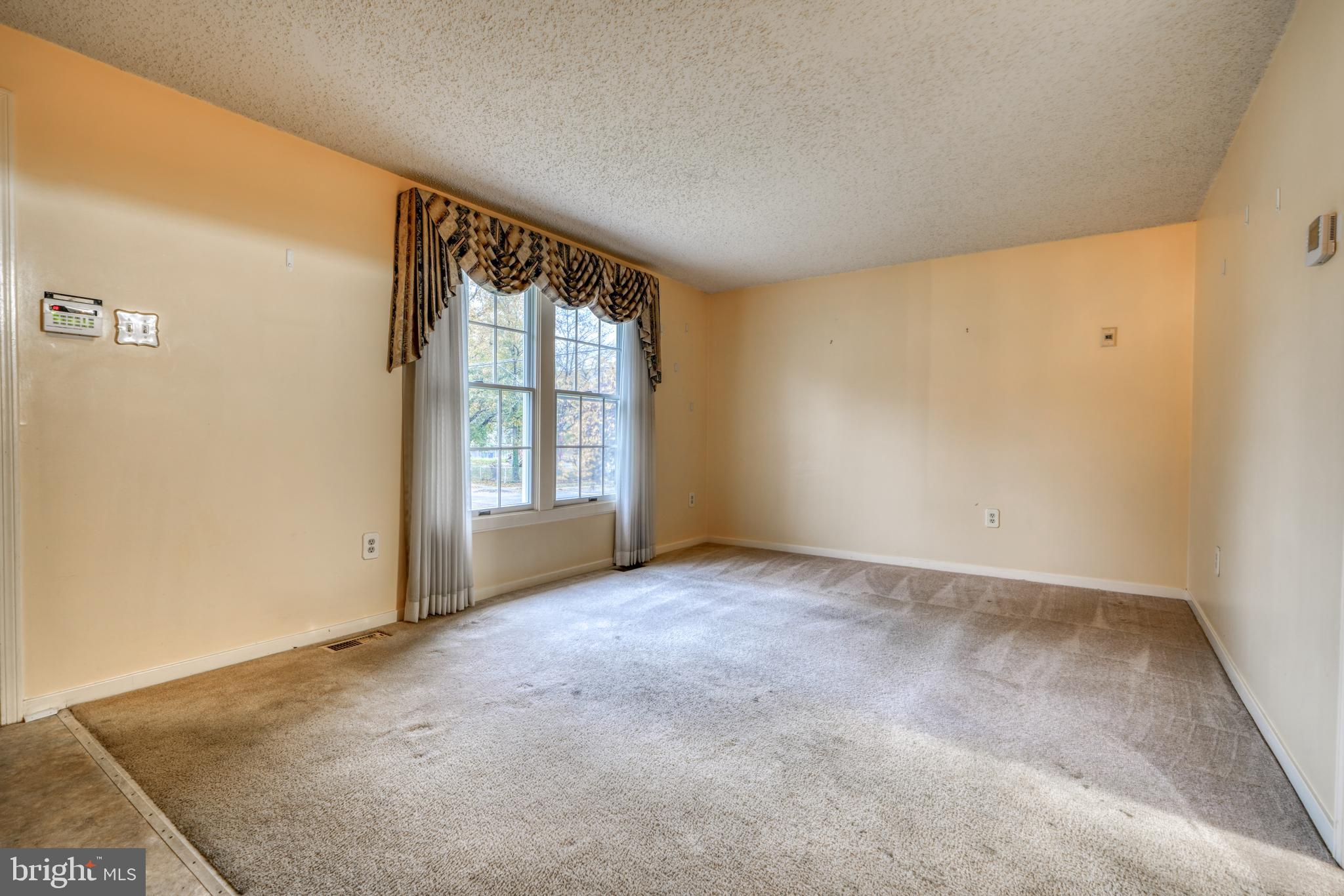 WEST ARLINGTON - Residential