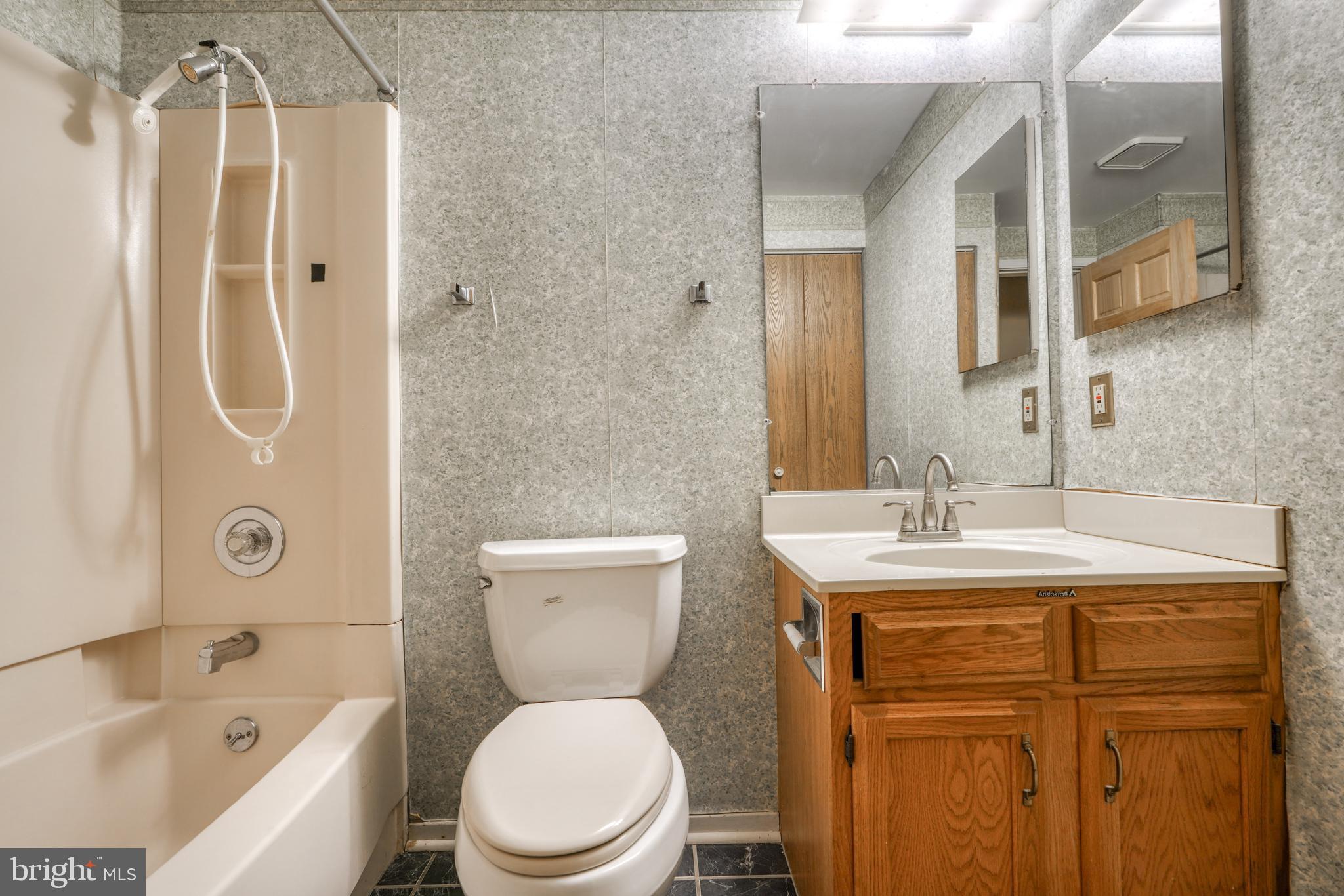 WEST ARLINGTON - Residential