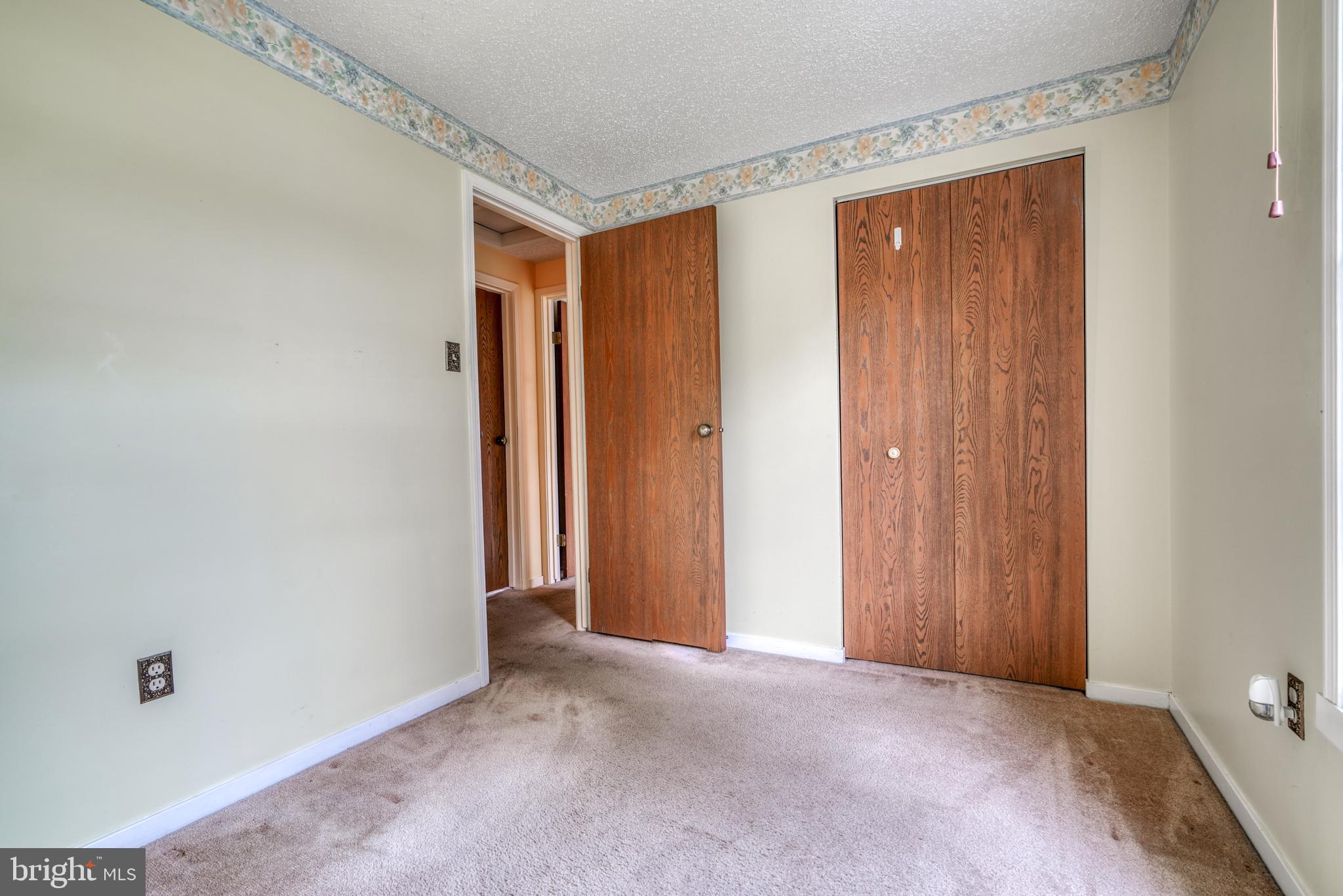 WEST ARLINGTON - Residential