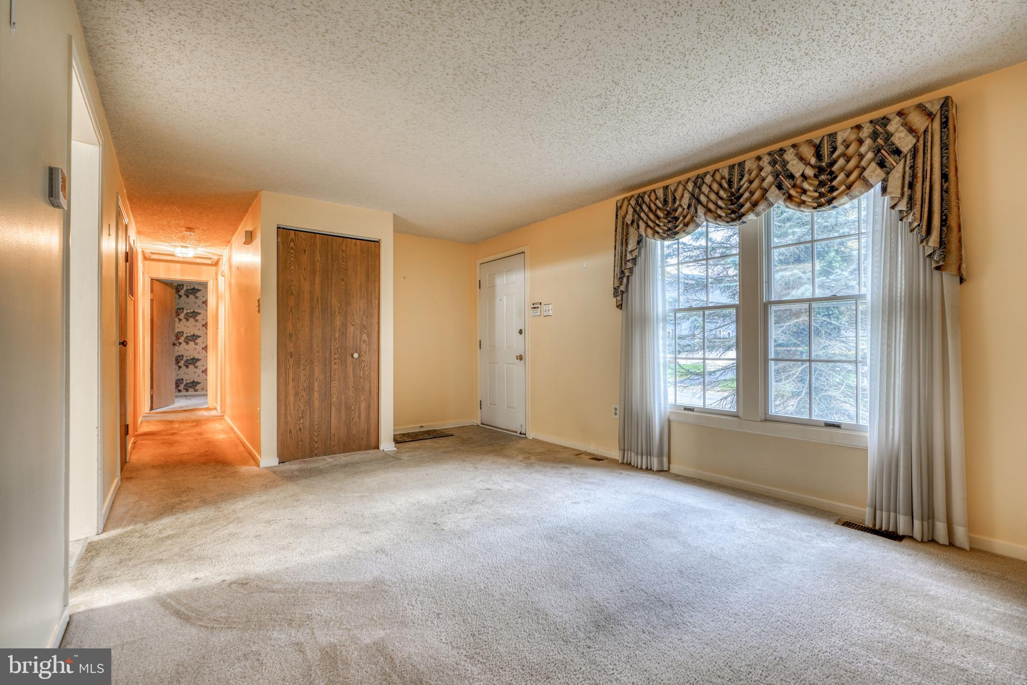 WEST ARLINGTON - Residential