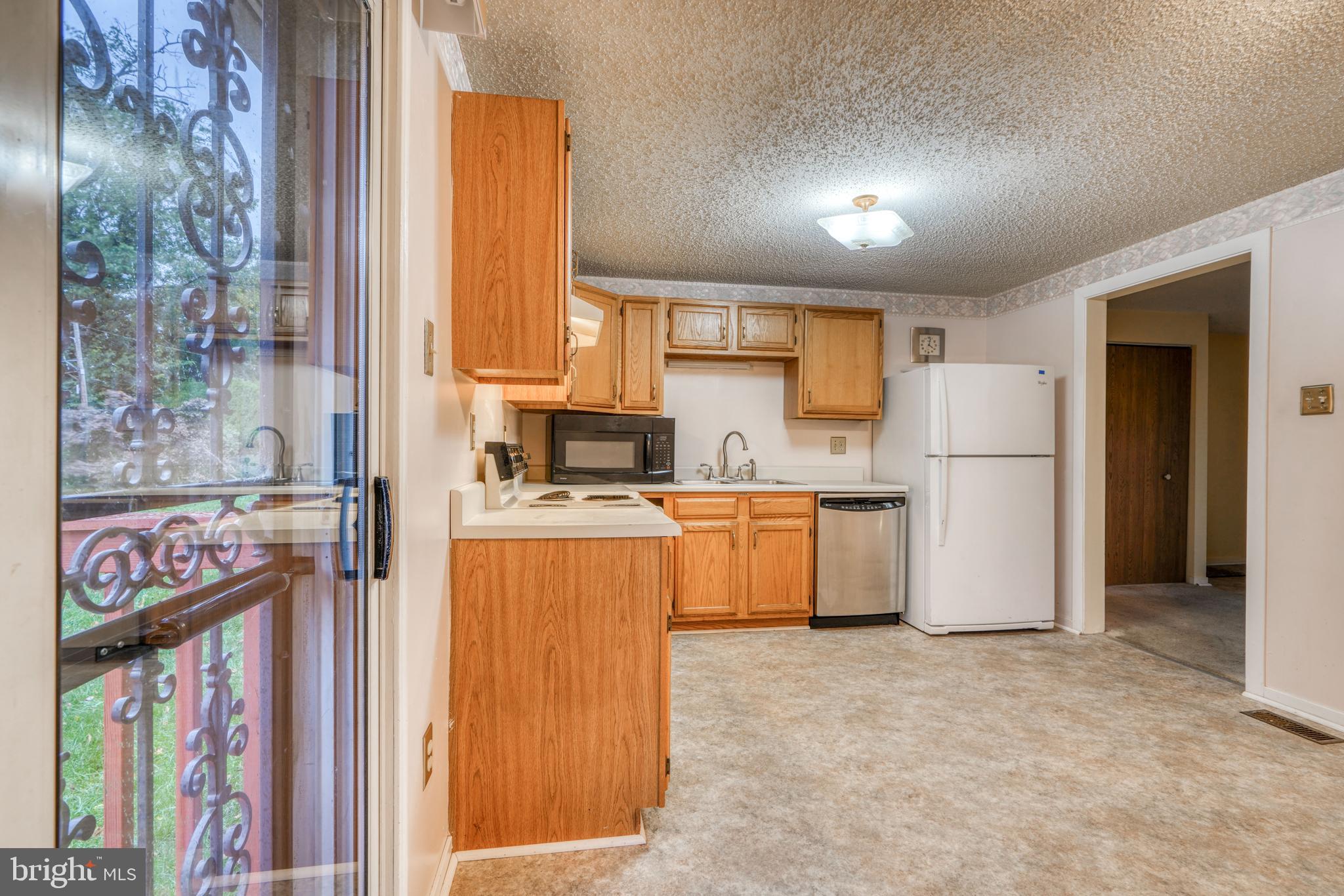 WEST ARLINGTON - Residential