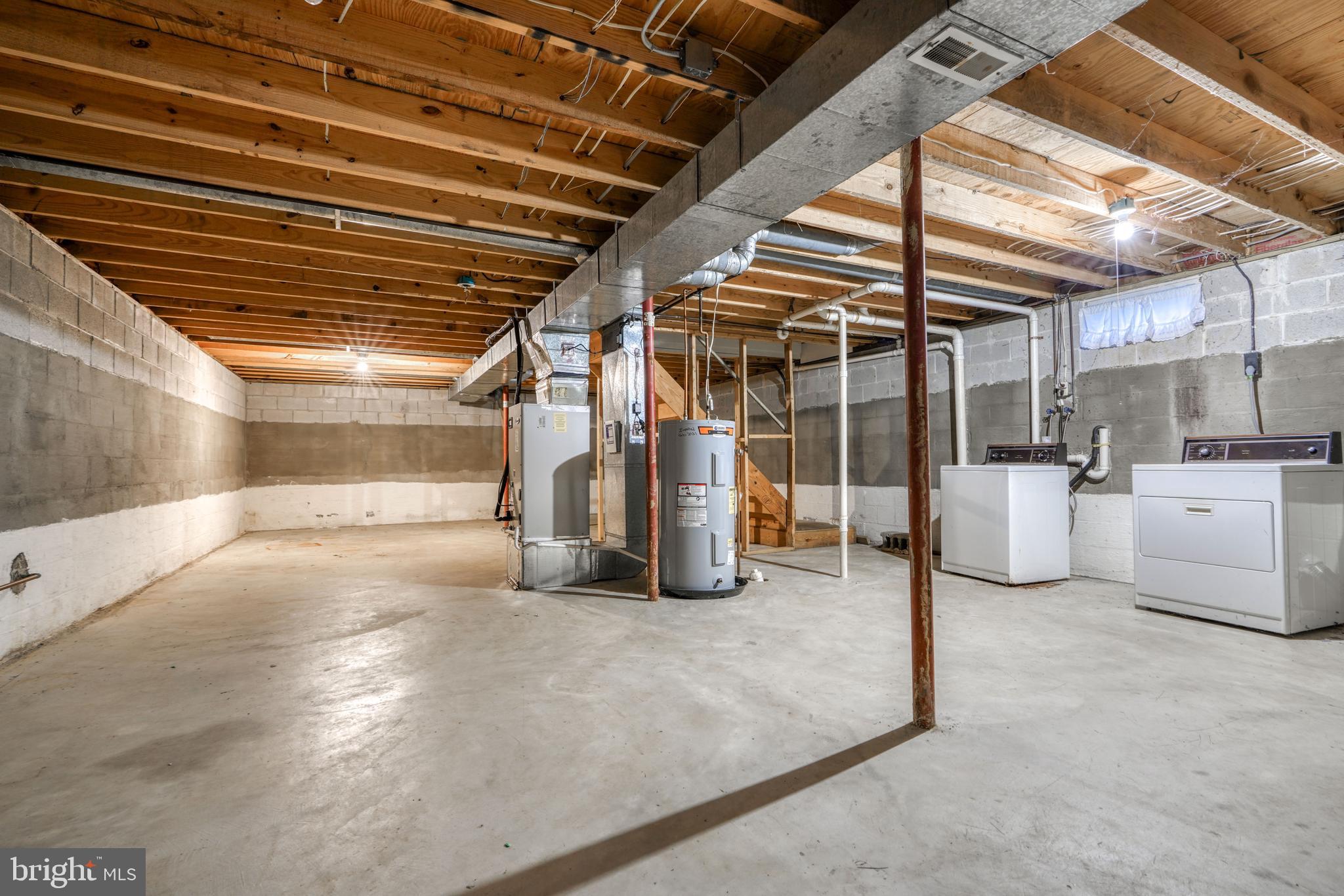 WEST ARLINGTON - Residential