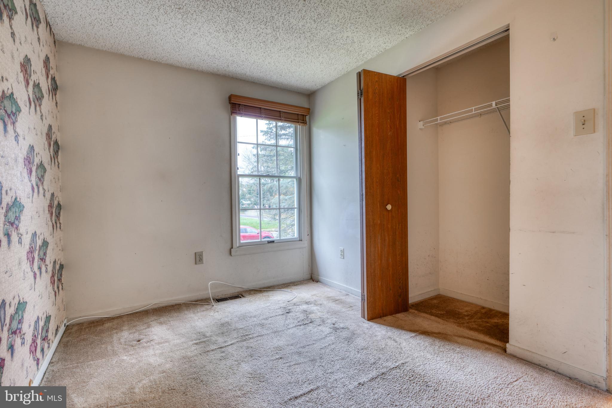 WEST ARLINGTON - Residential