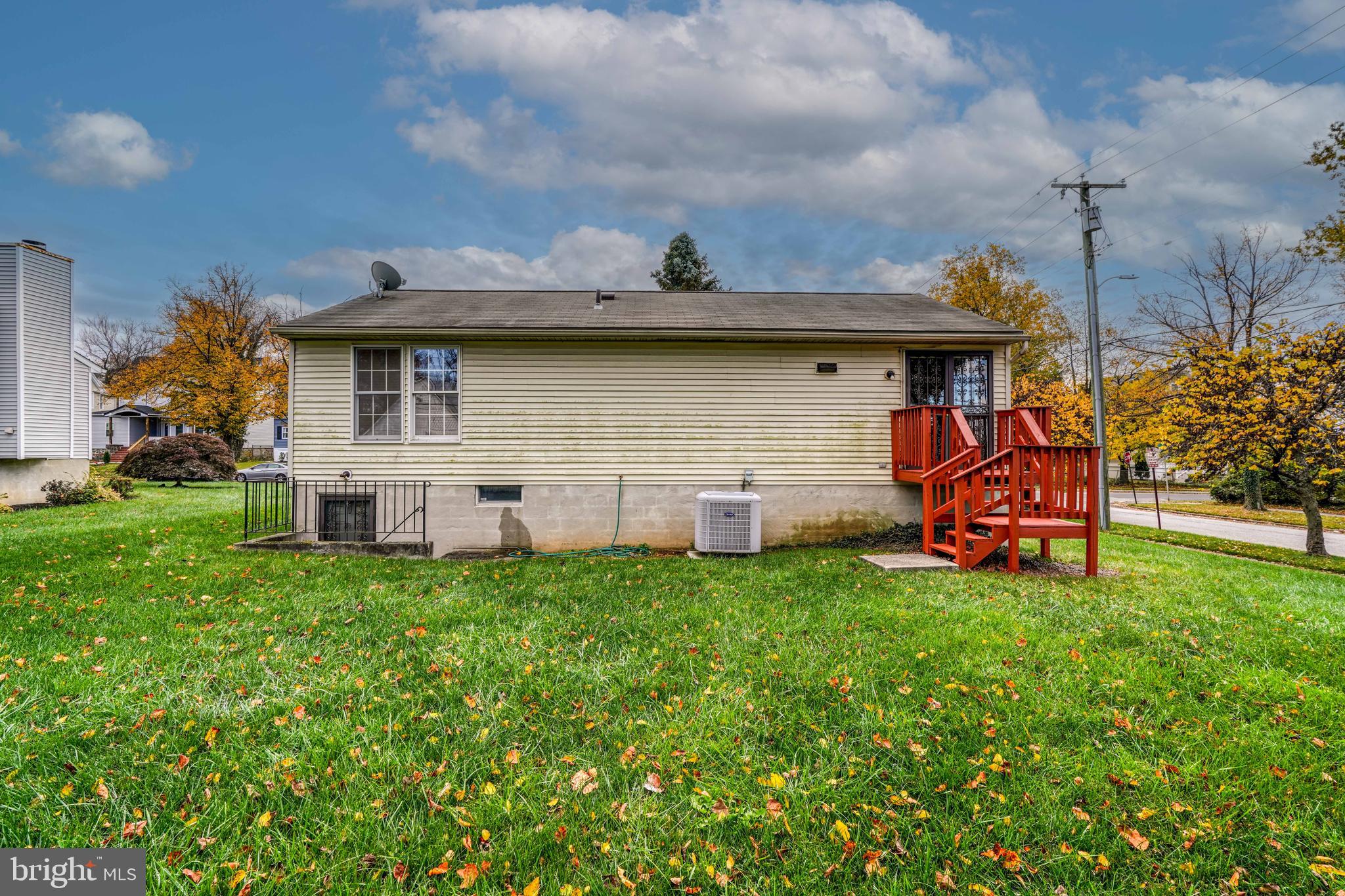 WEST ARLINGTON - Residential