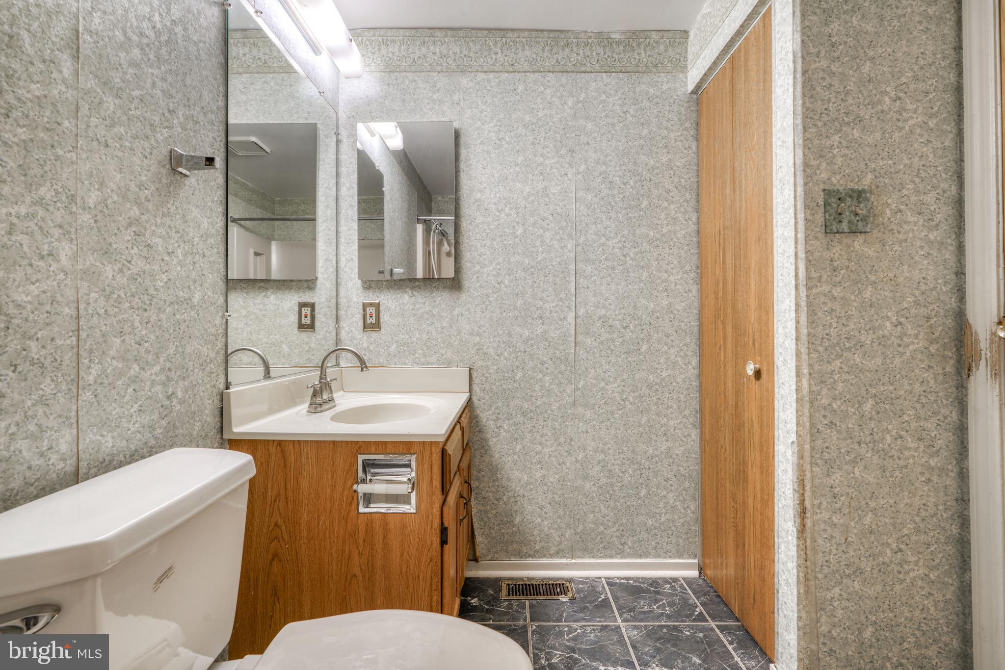 WEST ARLINGTON - Residential