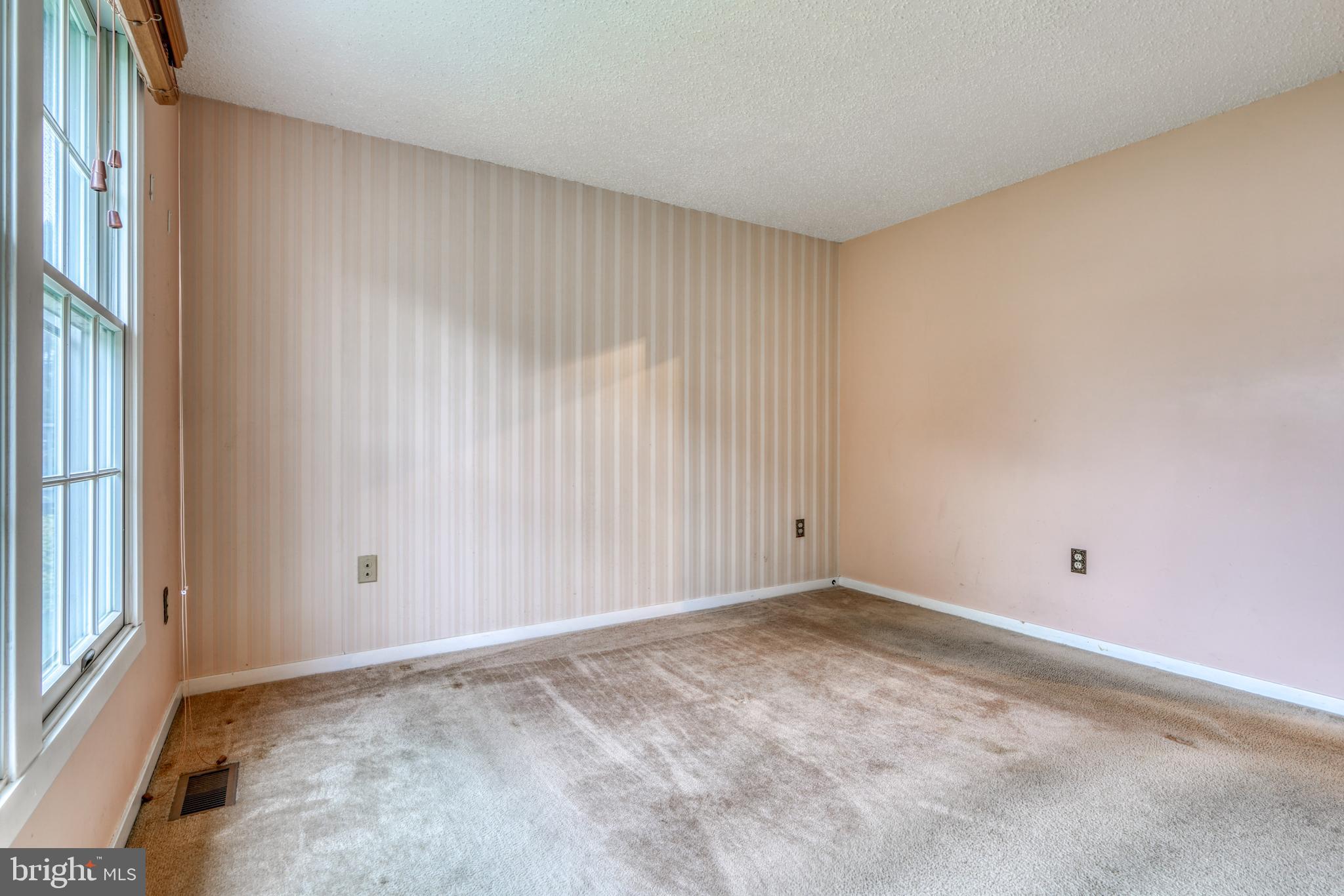 WEST ARLINGTON - Residential