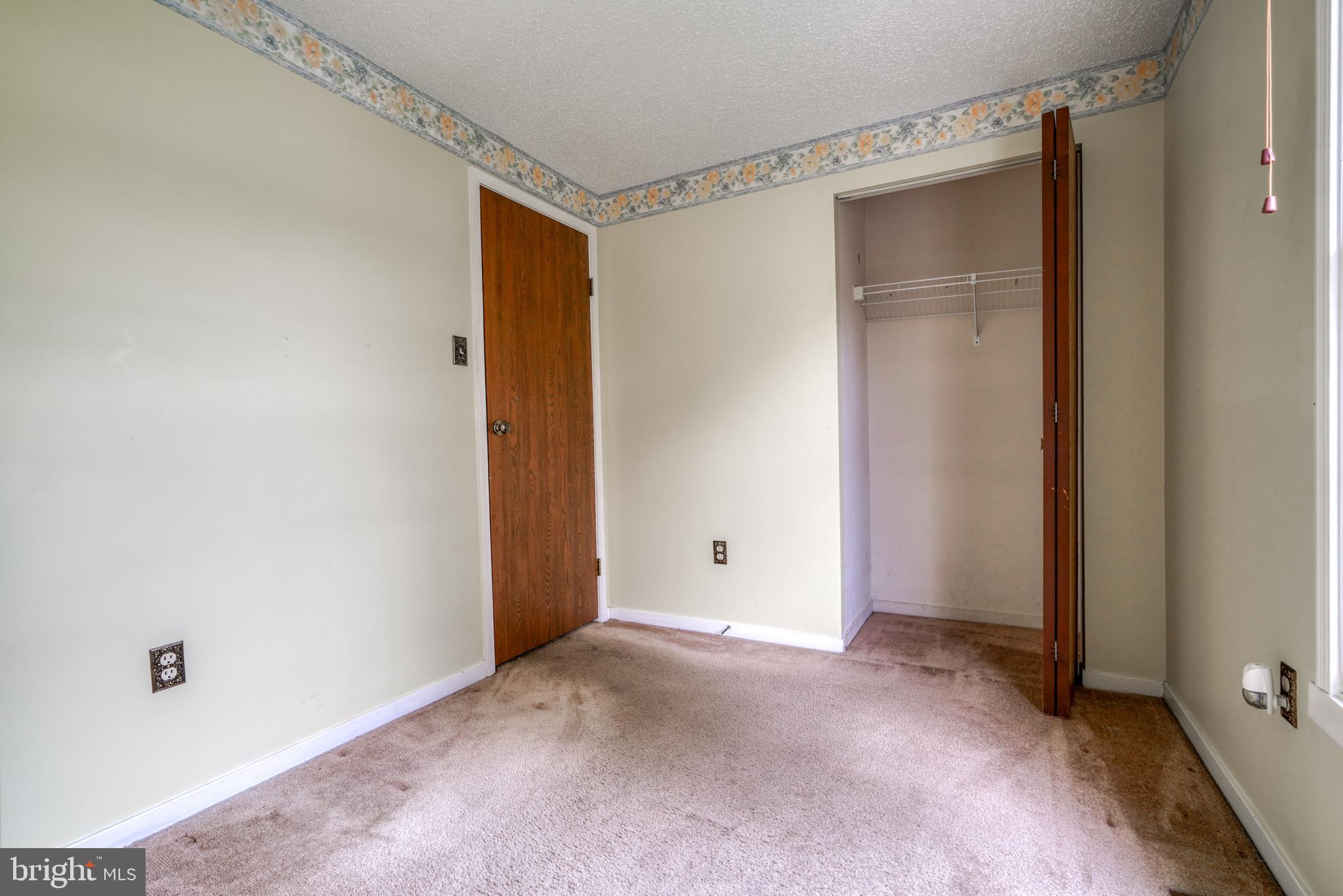 WEST ARLINGTON - Residential