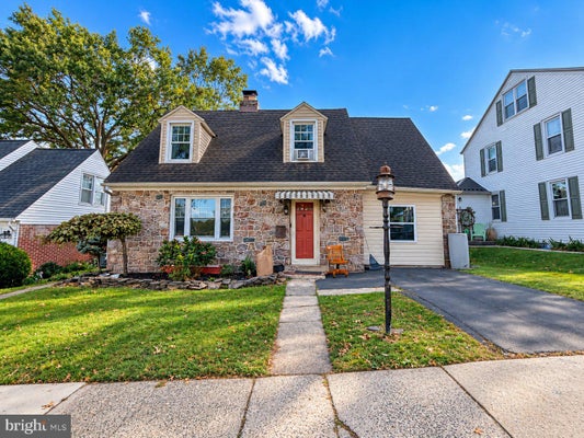 10 E 8TH ST, POTTSTOWN, PA 19464 - Image a99b8eec621db8e3f97366d030e0d95c/2289645710