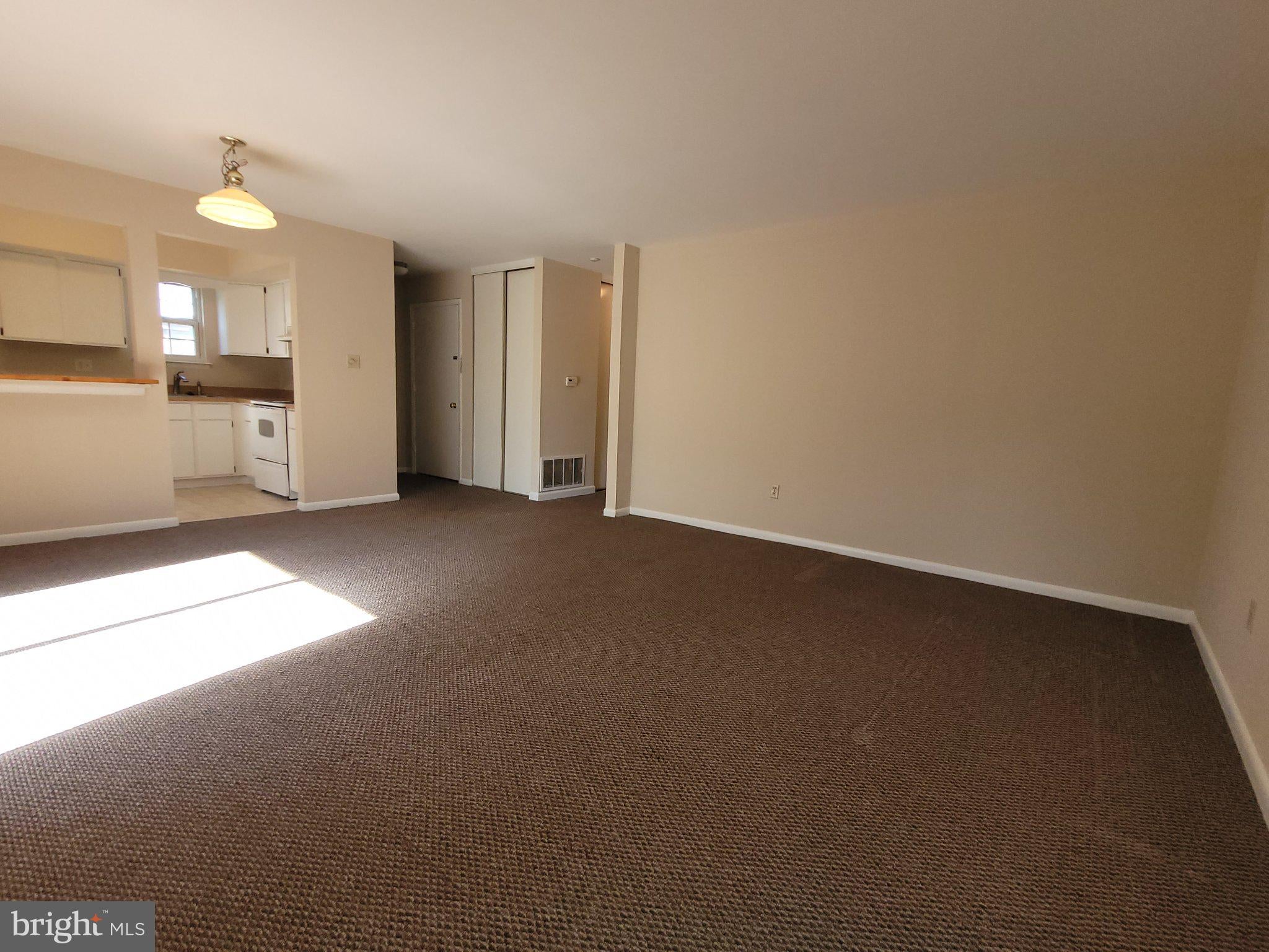 211 DEAN DRIVE