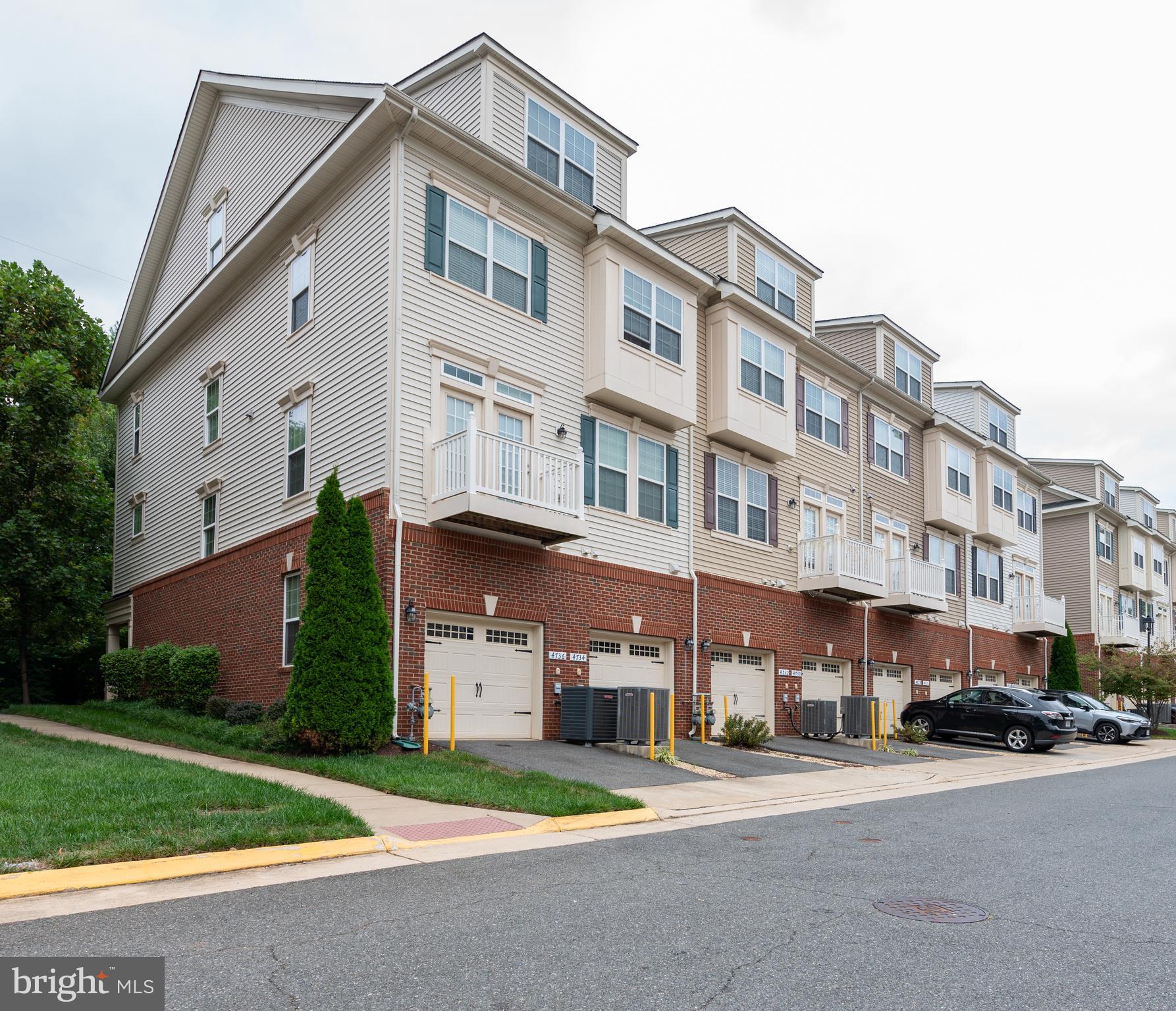 4734 DANE RIDGE CIRCLE #17