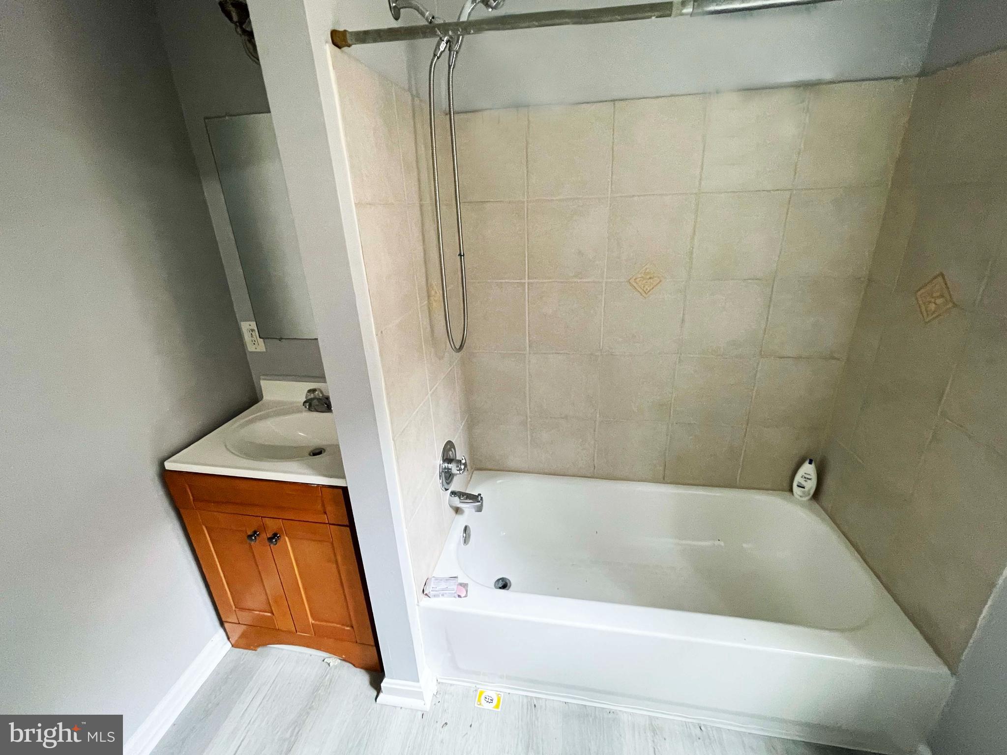 PENN NORTH - Residential Lease