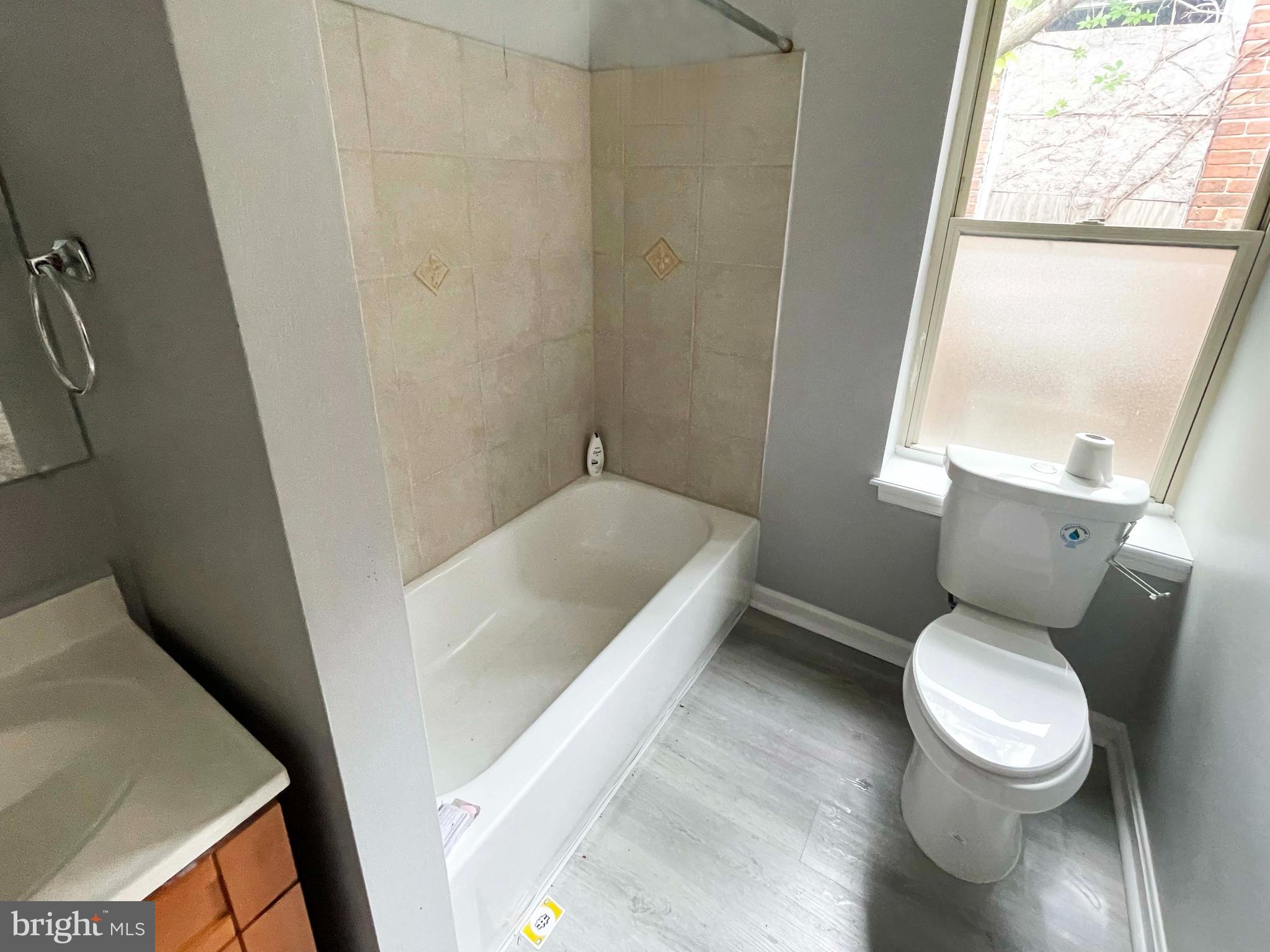 PENN NORTH - Residential Lease